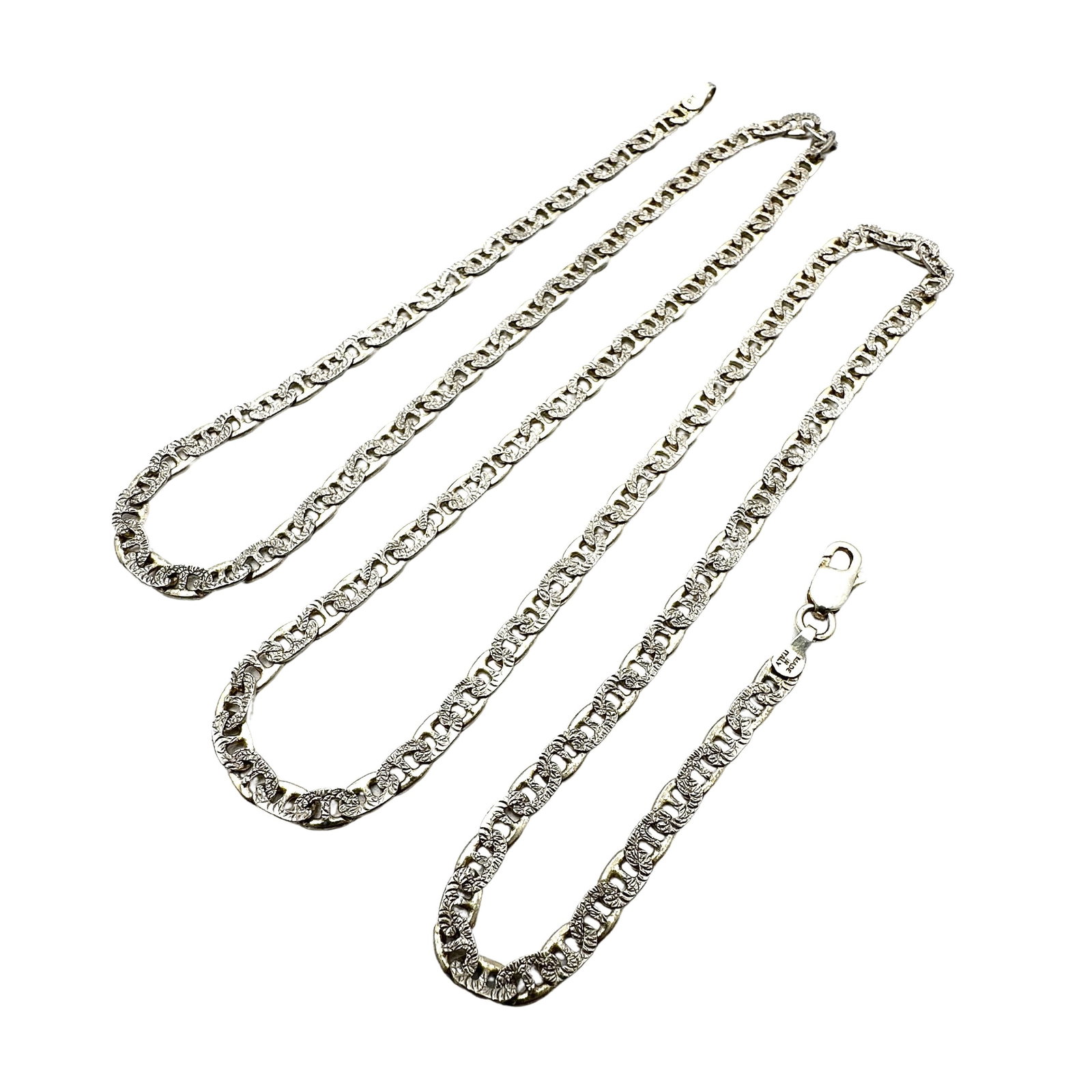 Italy Sterling Silver Curb Link Chain 24 Inch 13.3 Grams: Italy Sterling Silver Curb Link Chain 24 Inch 13.3 Grams