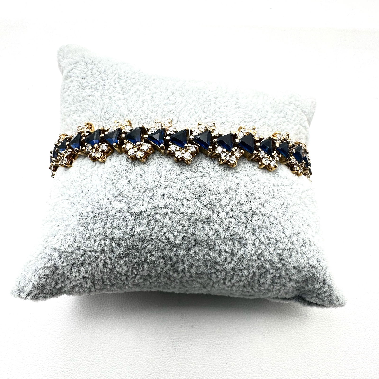 Blue And Clear Crystal Gold Over Sterling Silver Tennis Bracelet 7.25 Inch 20.8: Blue And Clear Crystal Gold Over Sterling Silver Tennis Bracelet 7.25 Inch 20.9