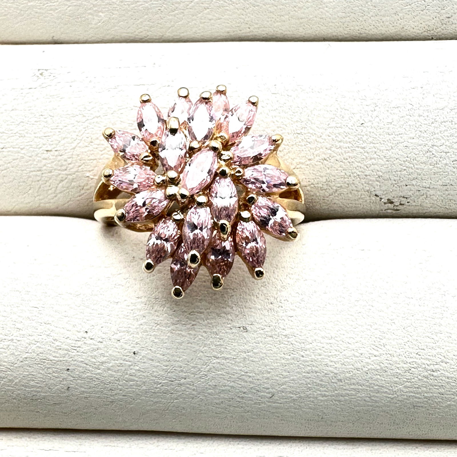 Ross Simons Pink Cubic Zirconia Cluster Gold over Sterling Silver Ring Size 7 Weight 6.6 Grams (1 of 2)