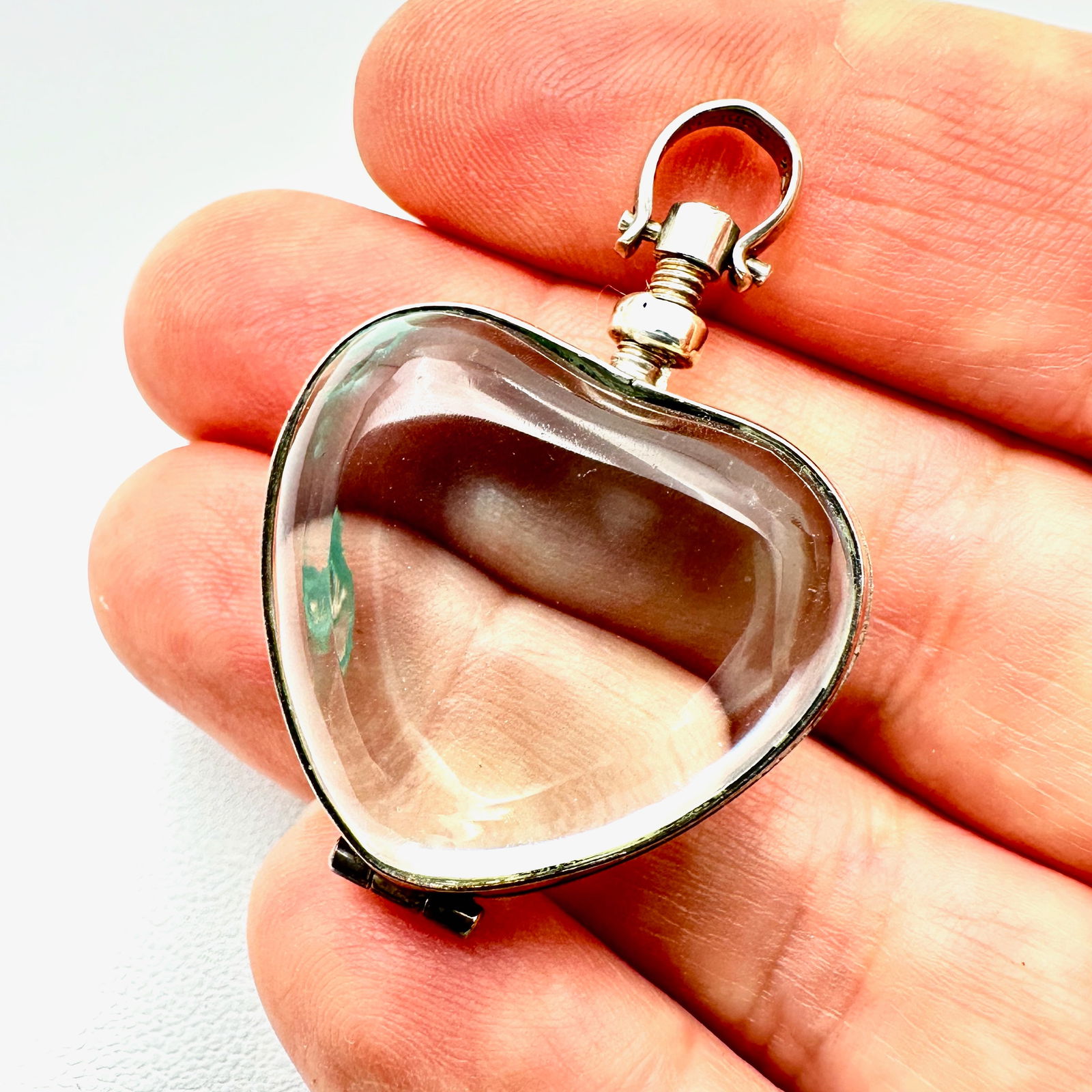 Vintage Clear Glass Sterling Silver Heart Pendant Locket 1.5 Inch: Vintage Clear Glass Sterling Silver Heart Pendant Locket 1.5 Inch