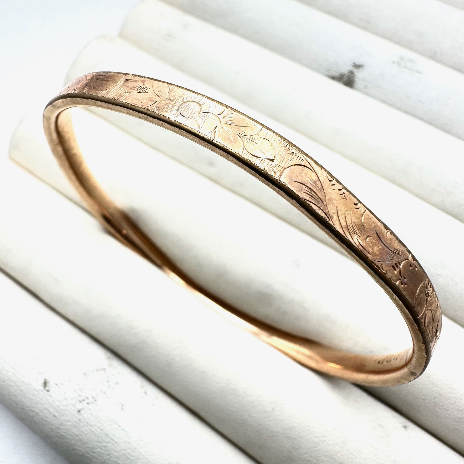 Antique Victorian Gold Filled Bangle Bracelet 8 Inch (1 of 2)