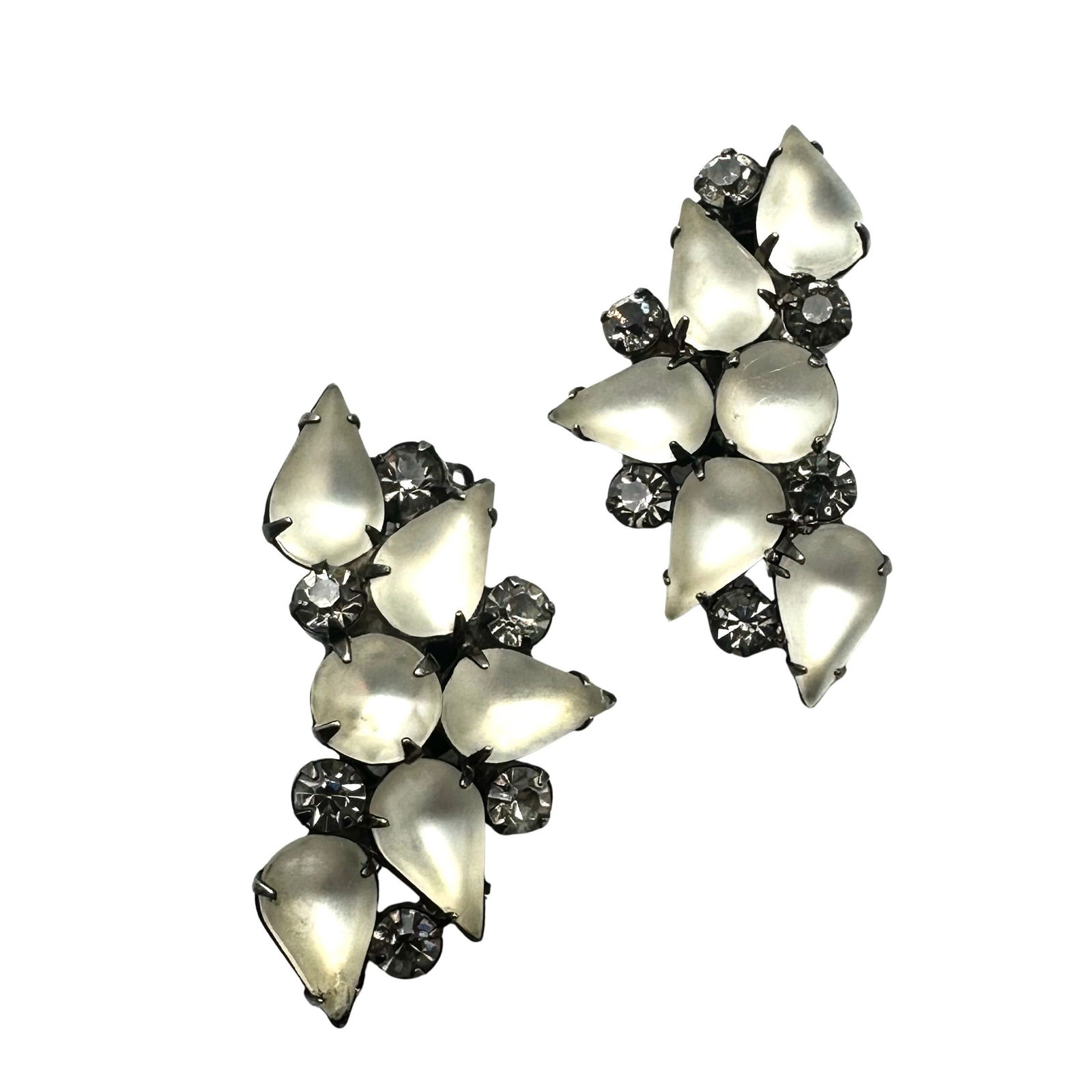 Vintage High End Grey And Satin Glass Silver Tone Clip Earrings 1.5 Inch: Vintage High End Grey And Satin Glass Silver Tone Clip Earrings 1.5 Inch