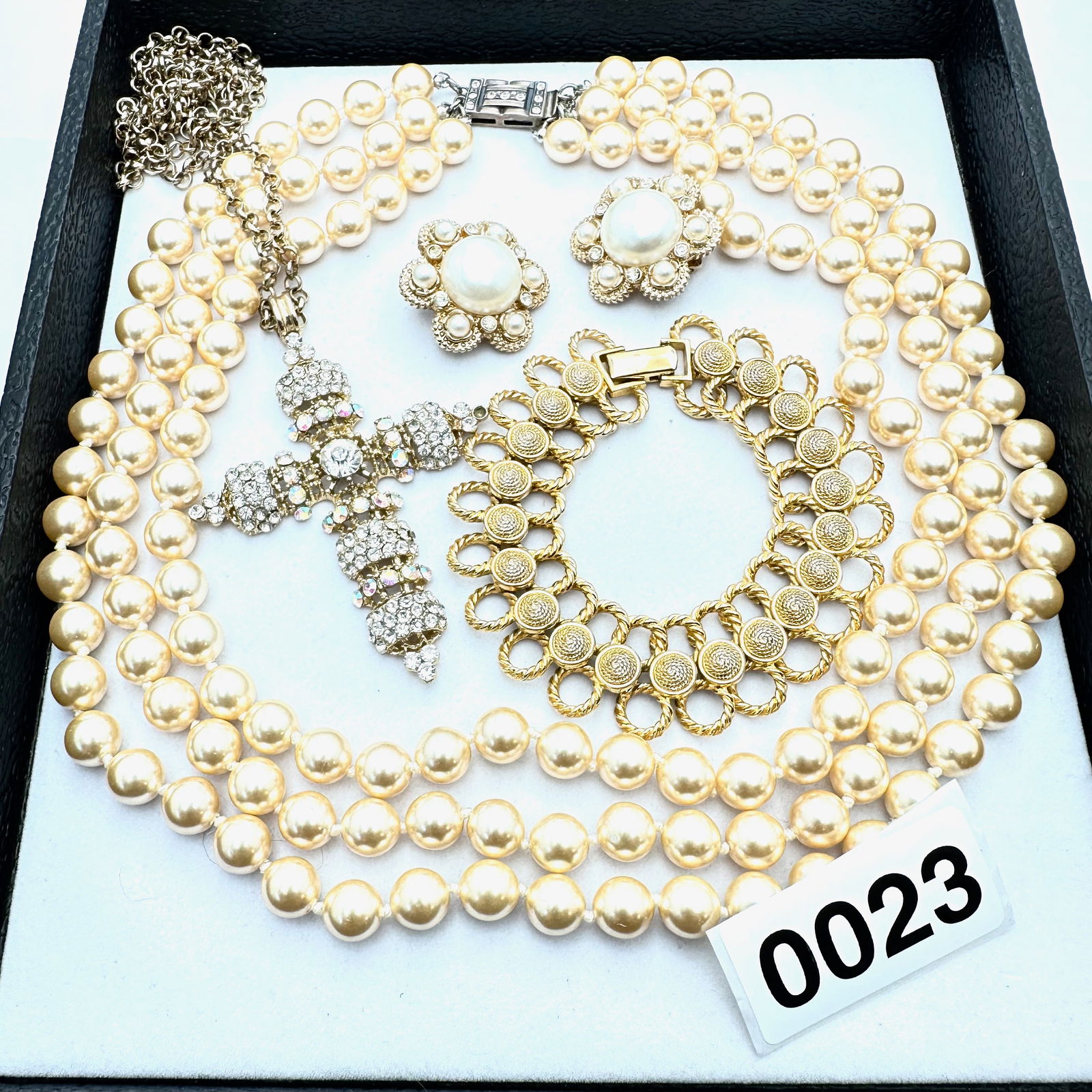 Jewelry Group Lot Vintage 3 Strand Pearl Necklace Sarah Coventry Earrings Cross Necklace Gold Tone (1 of 2)
