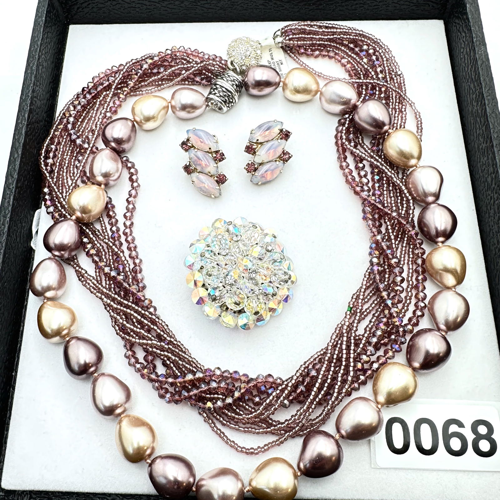 Jewelry Group Lot Vintage Glass Pearl Necklace Purple Crystal Necklace Aurora Borealis Pin Brooch: Jewelry Group Lot Vintage Glass Pearl Necklace Purple Crystal Necklace Aurora Borealis Pin Brooch Clip Earrings