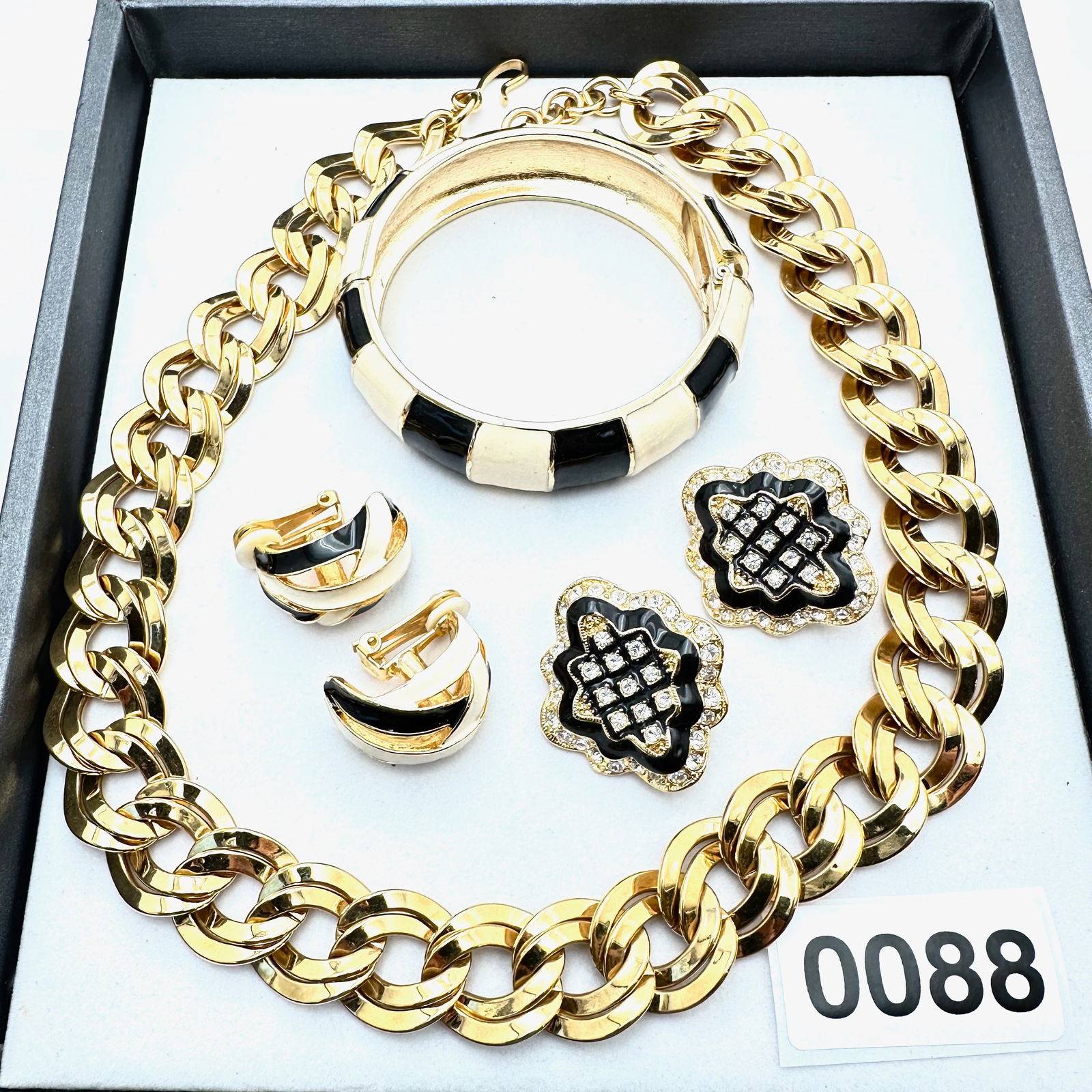 Jewelry Group Lot Vintage Monet Wide Chain Necklace Black Cream Enamel Bangle Bracelet Clip Earrings (1 of 2)