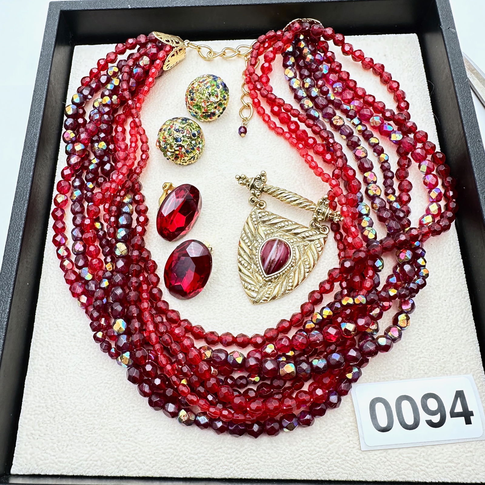 Jewelry Group Lot Vintage Red Glass Bead Multi Strand Necklace Italian Glass Earrings Shield Brooch: Jewelry Group Lot Vintage Red Glass Bead Multi Strand Necklace Italian Glass Earrings Shield Brooch Pin