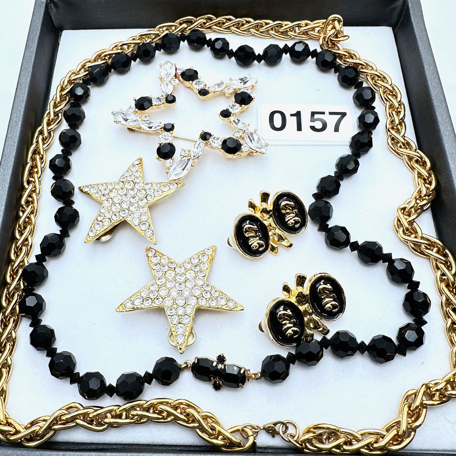 Jewelry Group Lot Vintage Rhinestone Monet Star Brooch Pin Clip Earrings Black Glass Beads Heavy: Jewelry Group Lot Vintage Rhinestone Monet Star Brooch Pin Clip Earrings Black Glass Beads Heavy Gold Chain