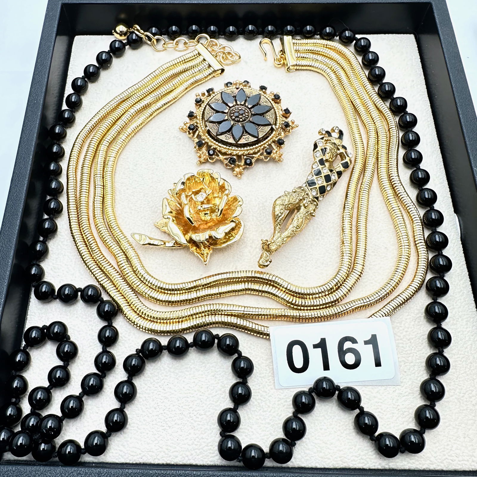 Jewelry Group Lot Vintage Florenza Brooch Jester Rose Flower Black Beads 4 Strand Gold Tone Necklace (1 of 2)