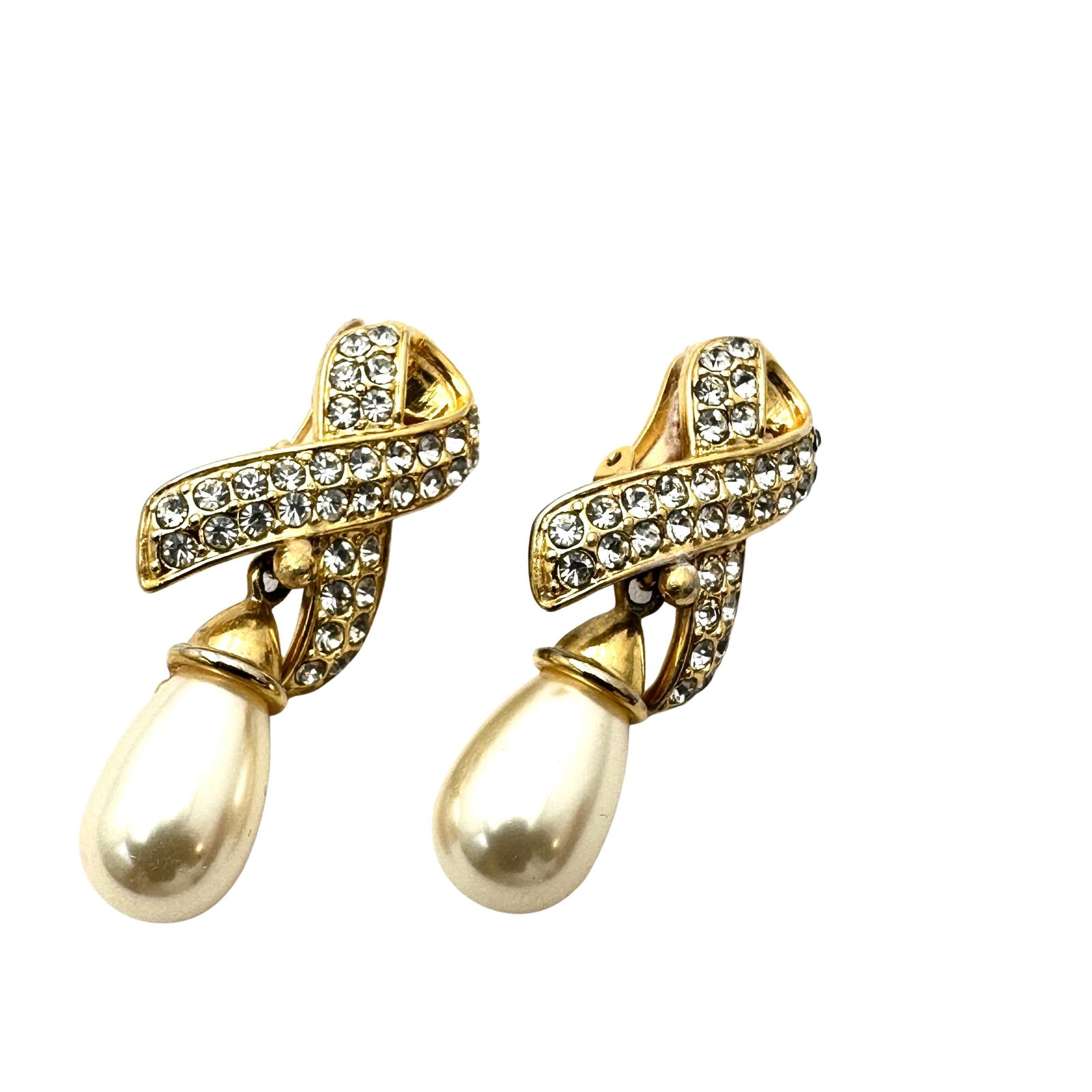 Ivana Trump Clear Crystal Faux Pearl Gold Tone Clip Earrings 2 Inch: Ivana Trump Clear Crystal Faux Pearl Gold Tone Clip Earrings 2 Inch