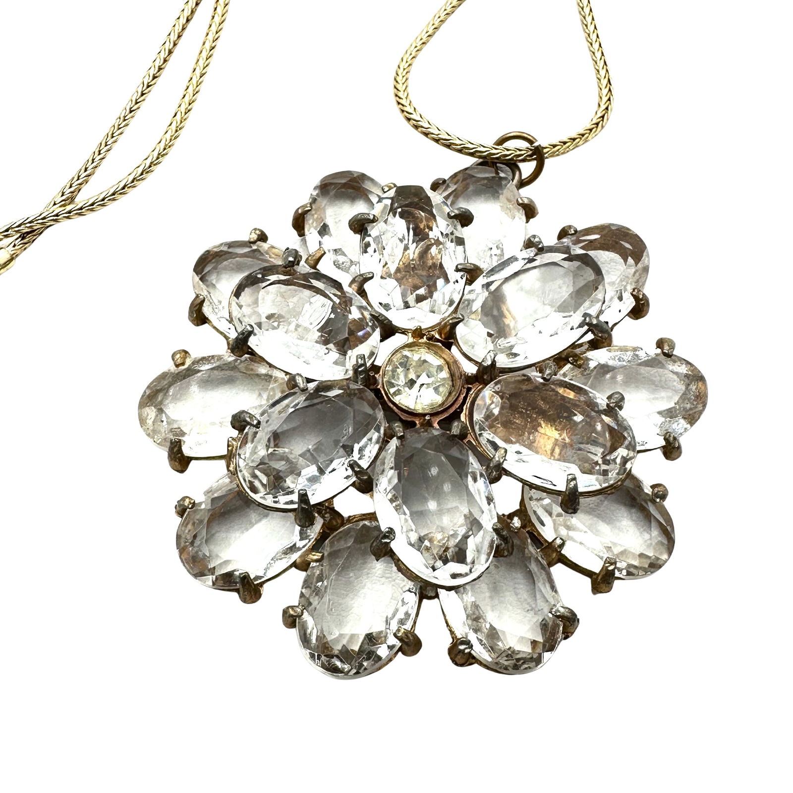 Vintage Older Clear Glass Crystal Gold Tone Large 2.25 Inch Flower Pendant Necklace 16 Inch: Vintage Older Clear Glass Crystal Gold Tone Large 2.25 Inch Flower Pendant Necklace 16 Inch
