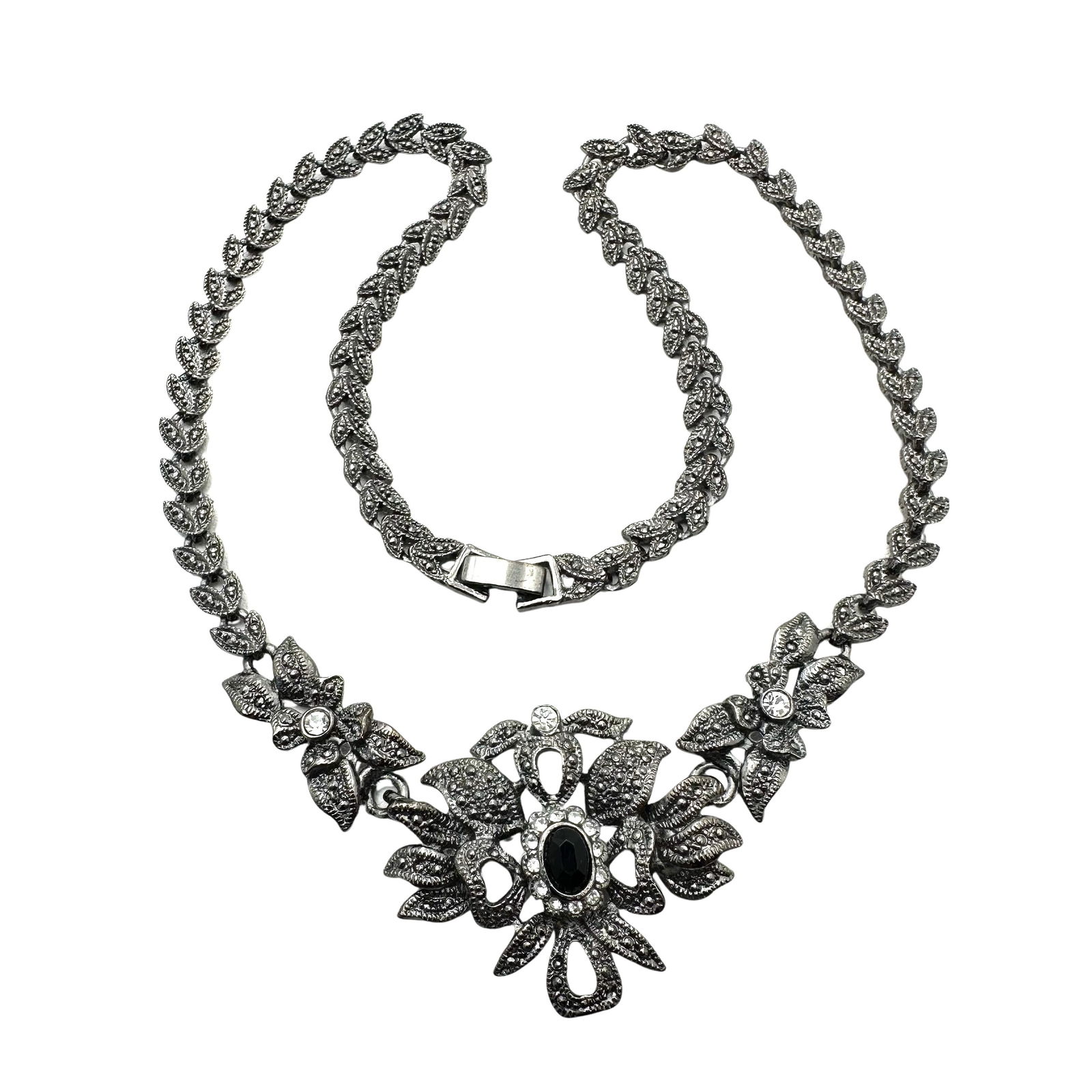 Vintage Black Clear Crystal Silver Tone Necklace Antique Revival 17 Inch: Vintage Black Clear Crystal Silver Tone Necklace Antique Revival 17 Inch