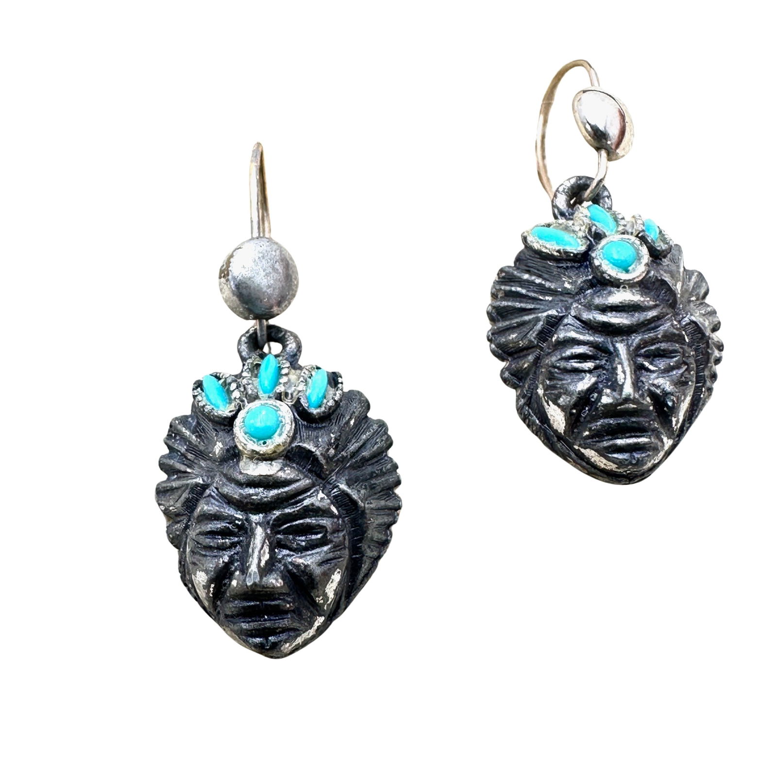 Vintage Older Wire Pierced Silver Tone Indian Chief Earrings: Vintage Older Wire Pierced Silver Tone Indian Chief Earrings