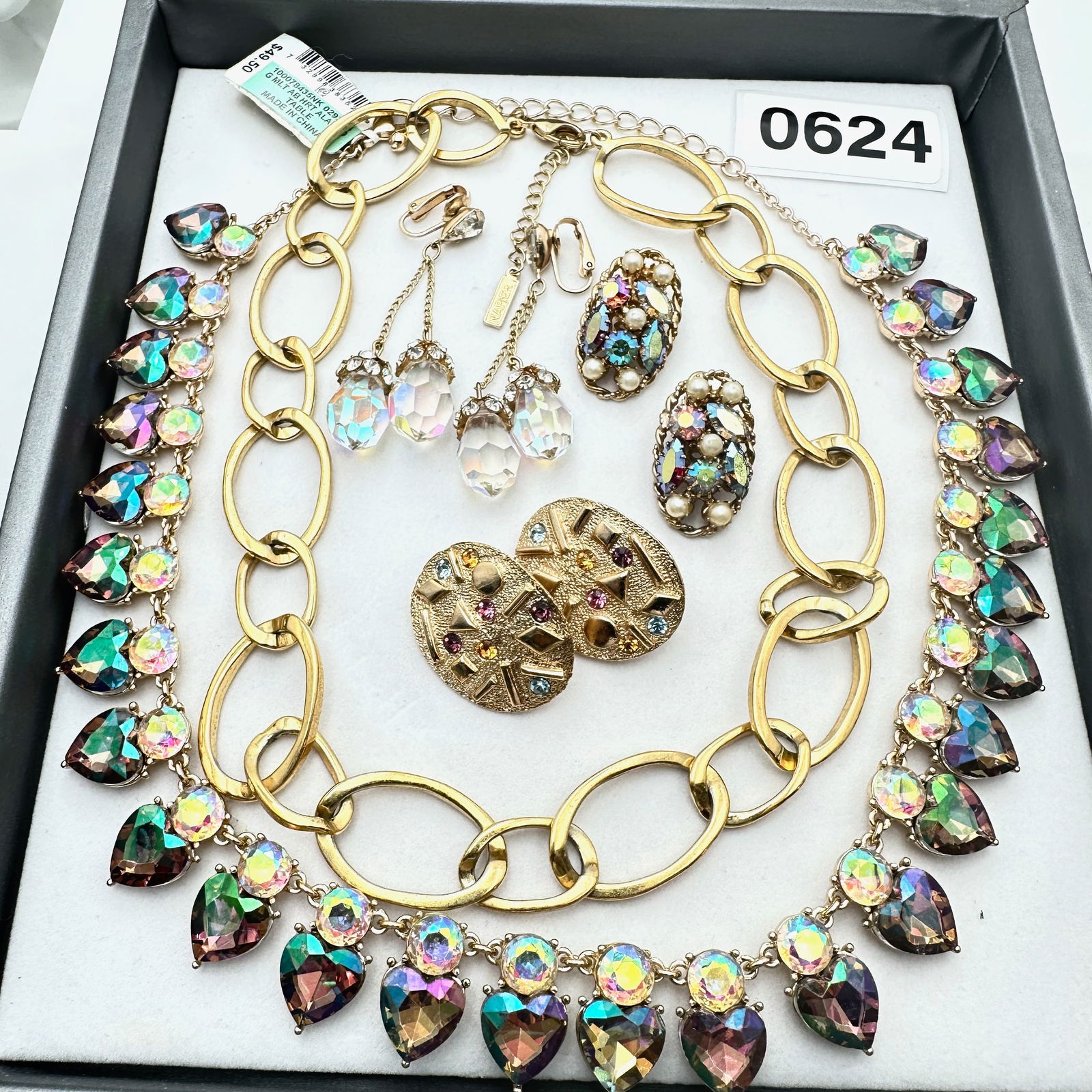 Vintage Jewelry Group Lot Aurora Borealis Rhinestone Necklace and Coordinating Earrings Napier: Vintage Jewelry Group Lot Aurora Borealis Rhinestone Necklace and Coordinating Earrings Napier Necklace