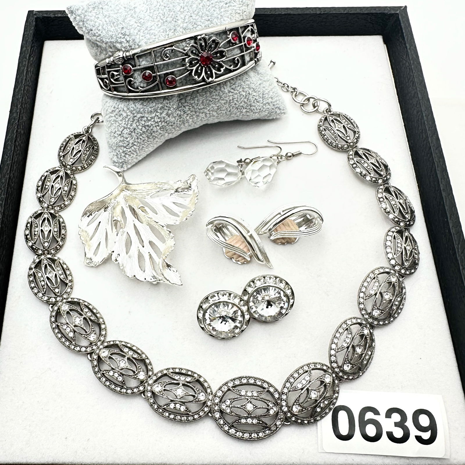 Vintage Jewelry Group Lot Vintage Silver Tone Rhinestone Necklace Hinged Bangle Bracelet Earrings (1 of 2)