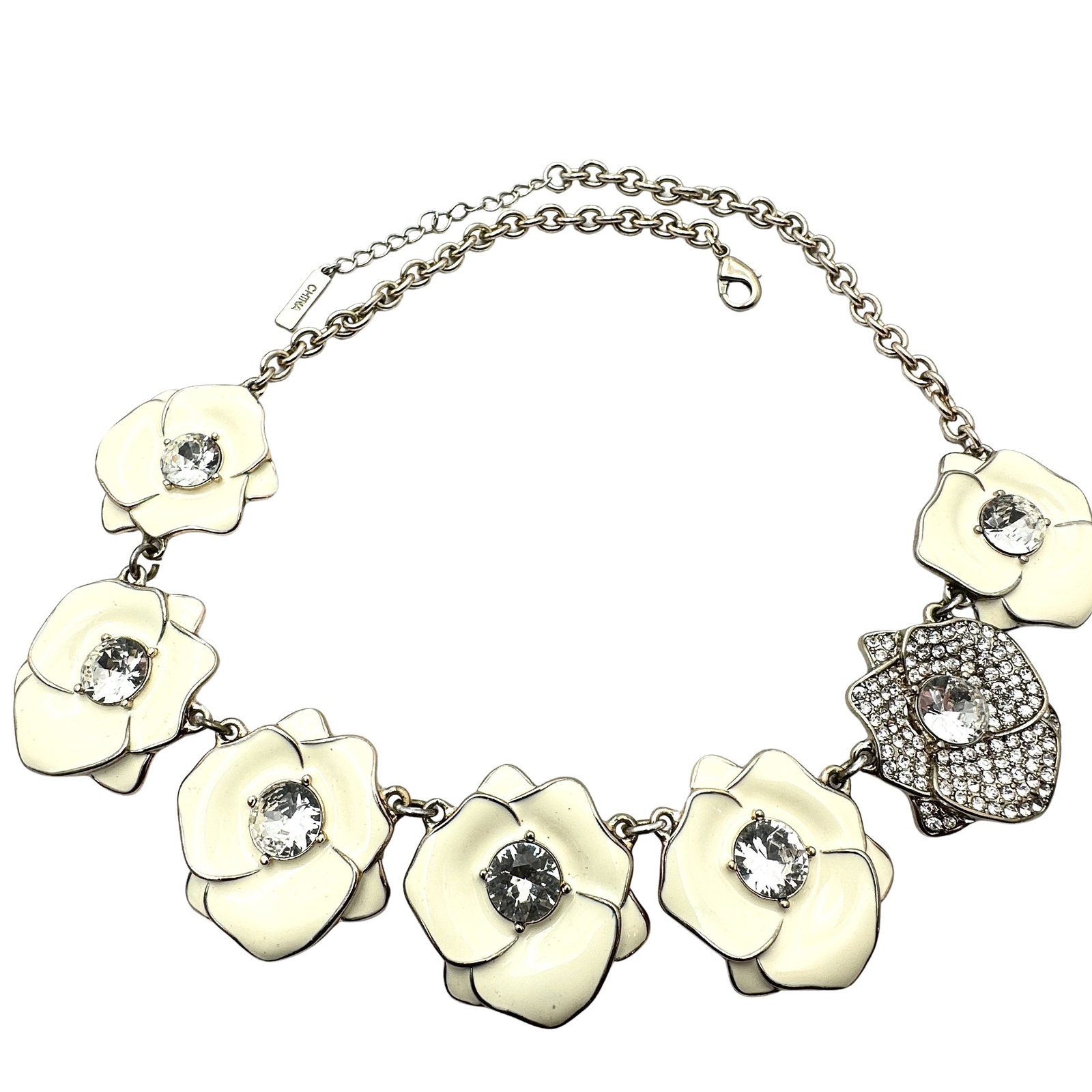 Isaac Mizrahi Cream Enamel Flower Rhinestone Gold Tone necklace 16 to 18 Inch: Isaac Mizrahi Cream Enamel Flower Rhinestone Gold Tone necklace 16 to 18 Inch