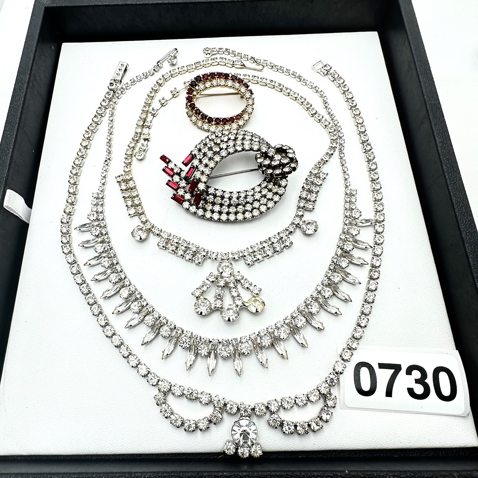 Vintage Jewelry Group Lot Clear and Red Glass Rhinestone Silver Tone Necklaces And Brooches: Vintage Jewelry Group Lot Clear and Red Glass Rhinestone Silver Tone Necklaces And Brooches