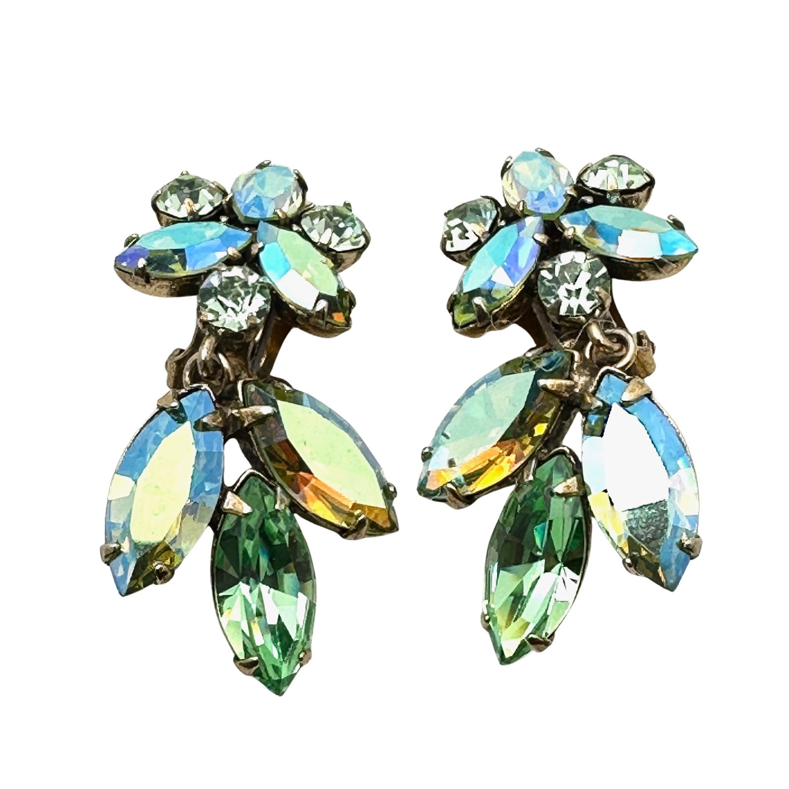 Vintage Unsigned Regency Green Rhinestone Gold Tone Clip Earrings 1.5 Inch (1 of 2)