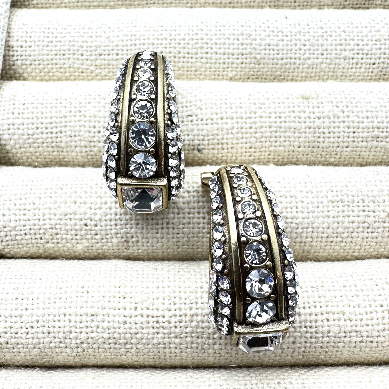 Heidi Daus Crystal Bronze Tone Lever Back Pierced Earrings 1.25 Inch (1 of 2)