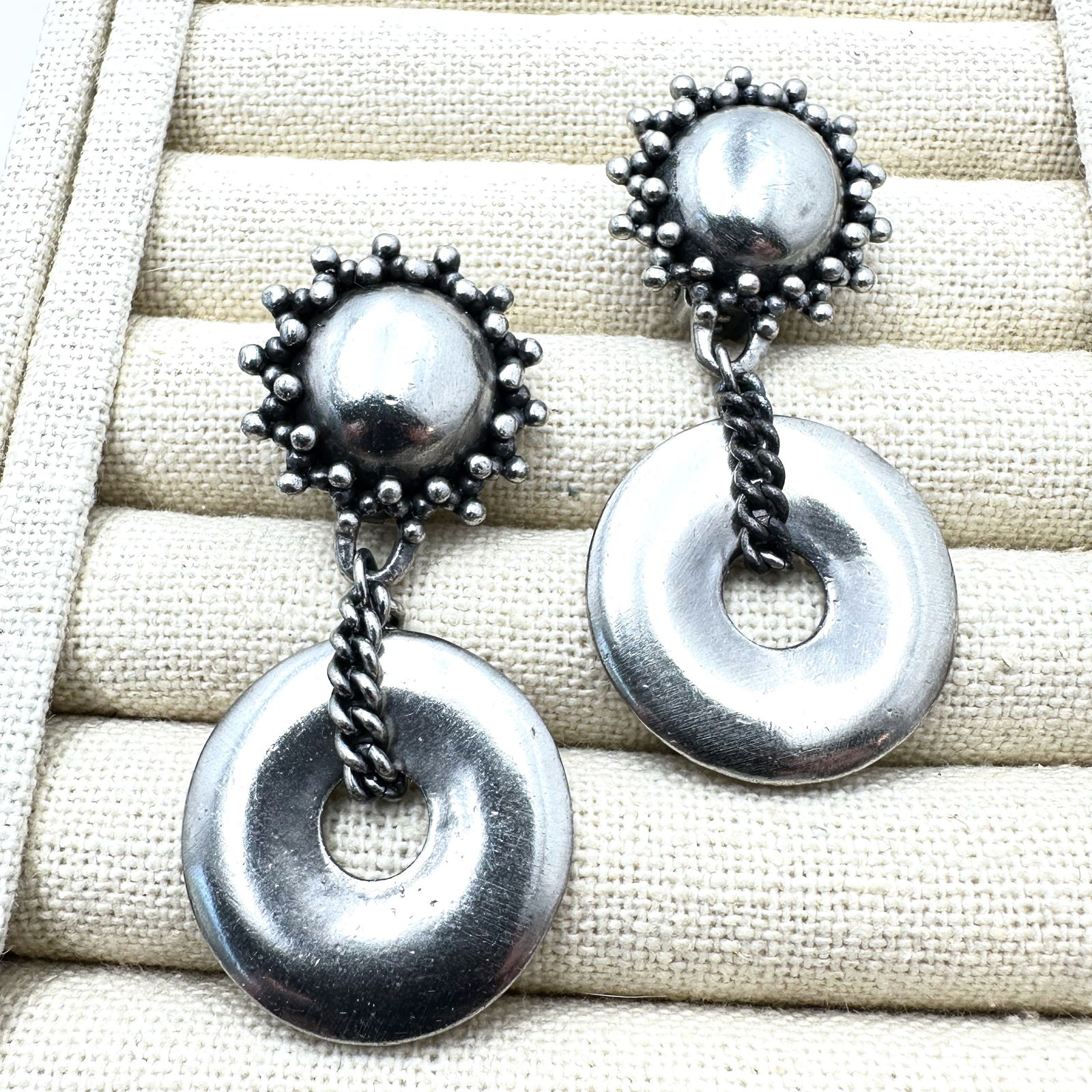 Heidi Daus Rare Silver Tone Clip Chandelier Earrings 2 Inch (1 of 2)