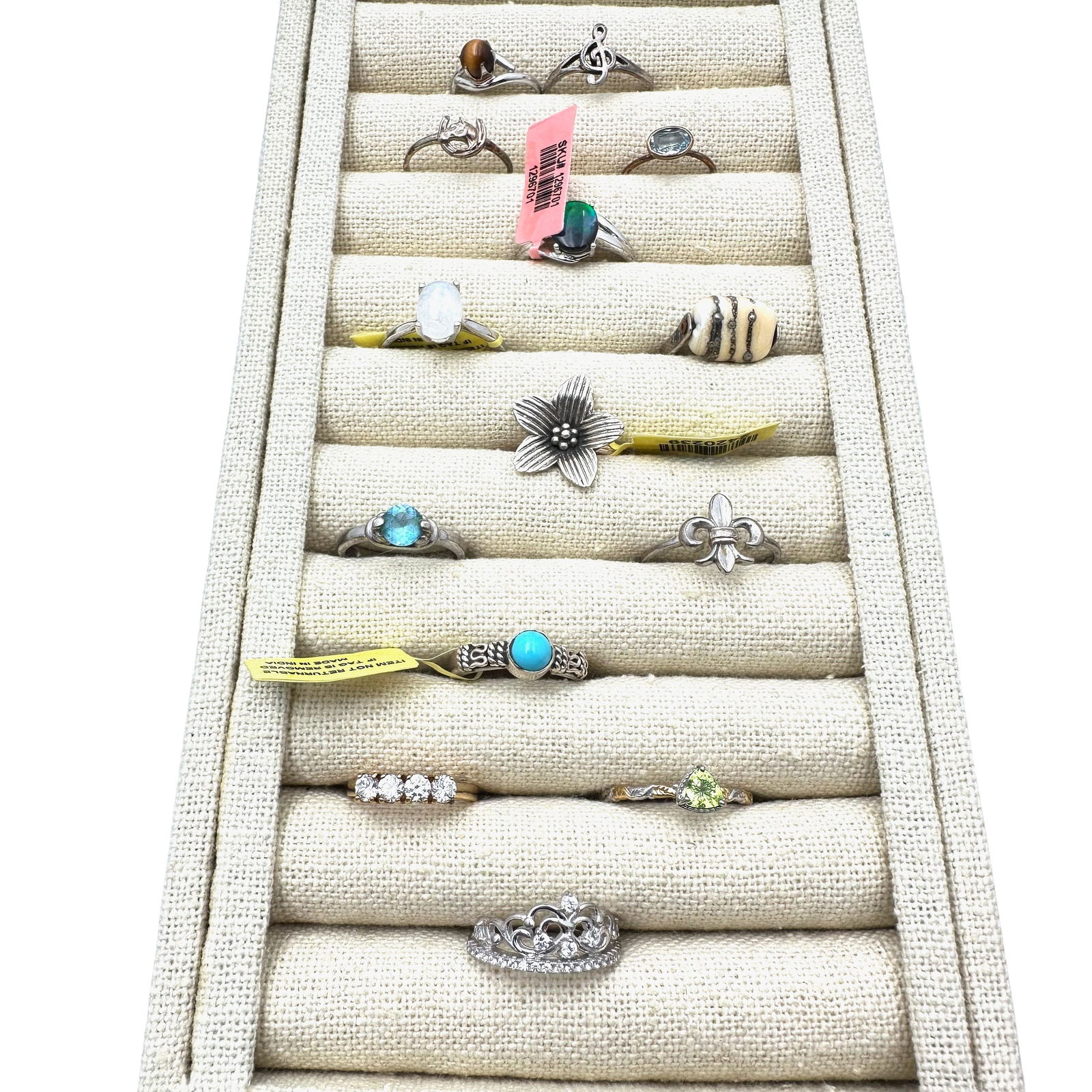 Jewelry Group of Sterling Silver Rings Variety of Sizes 33 Grams (1 of 2)