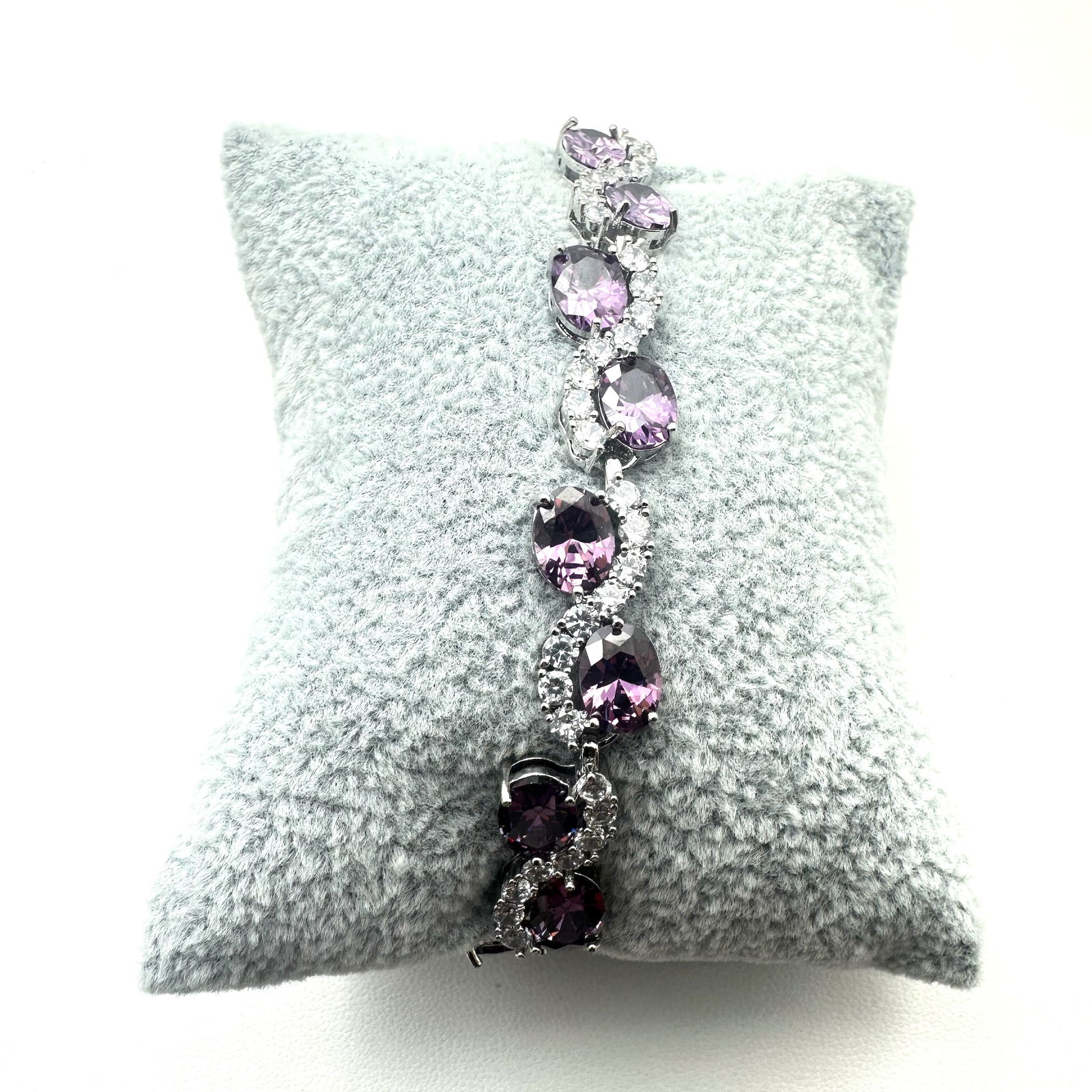 Vintage Purple And Clear Crystal Silver Tone Bracelet Tennis Style 8 Inch (1 of 2)