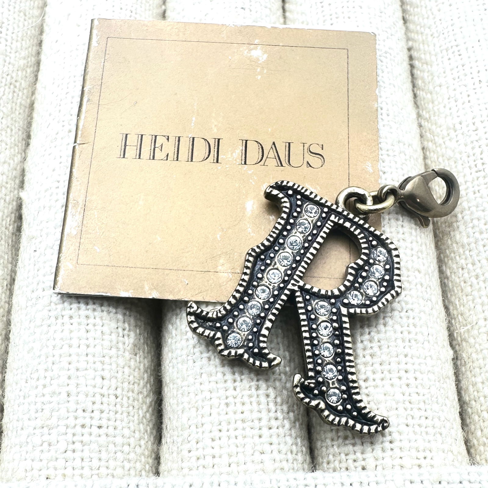 Heidi Daus Initial R Charm for Bracelet 1.25 Inch: Heidi Daus Initial R Charm for Bracelet 1.25 Inch