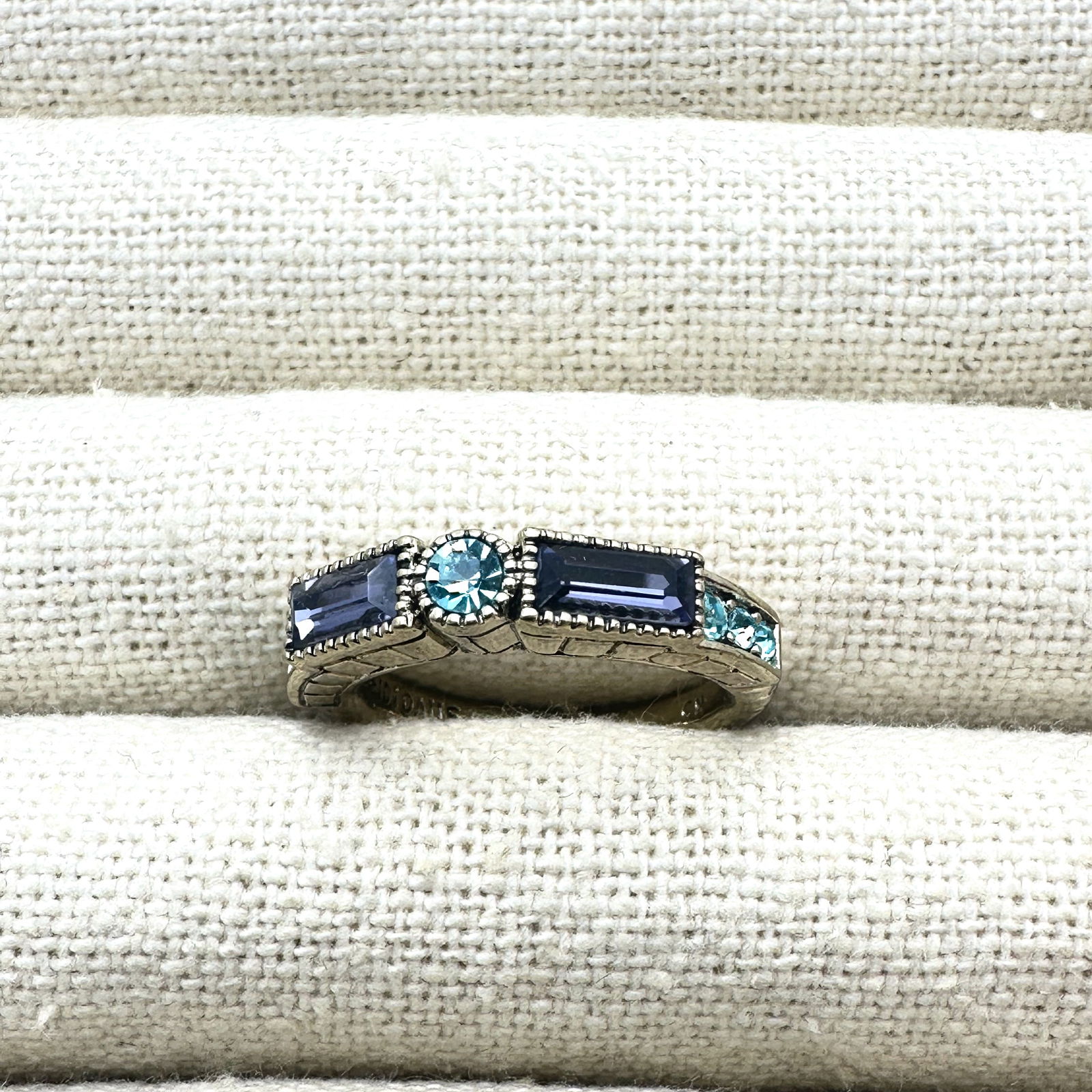 Heidi Daus Blue Purple Crystal Bronze Tone Ring Size 8: Heidi Daus Blue Purple Crystal Bronze Tone Ring Size 8