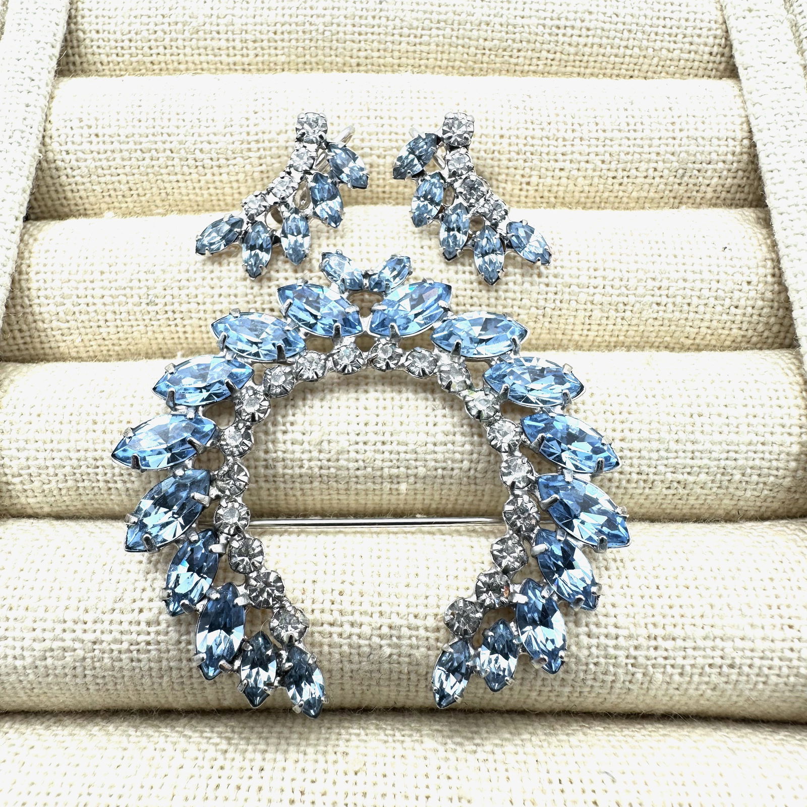 Vintage B David Light Blue and Clear Rhinestone Silver Tone Brooch Pin and Screw Back Earrings Set (1 of 2)