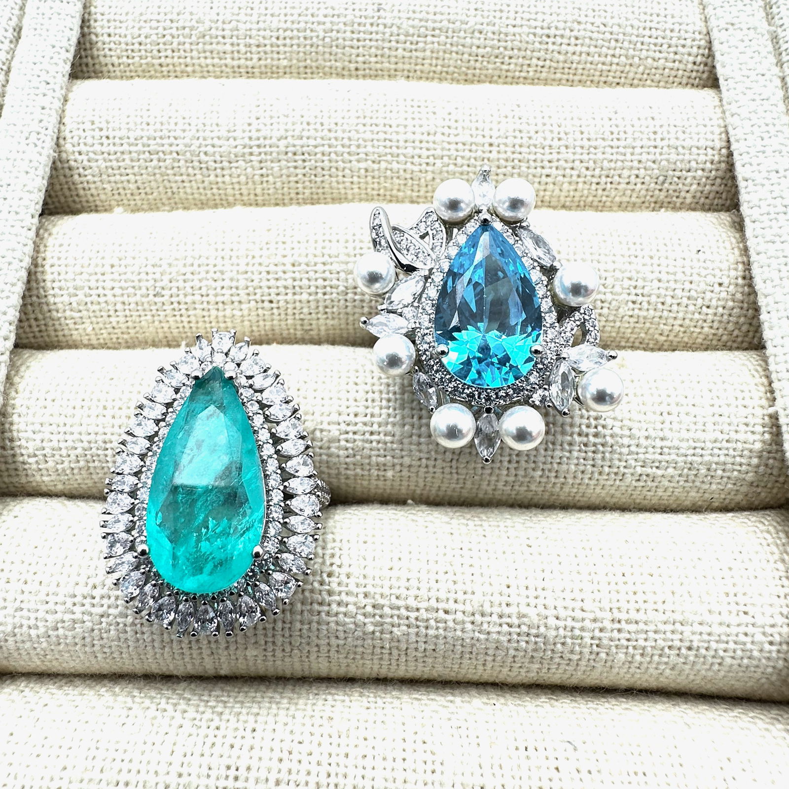 Pair of Silver Plated Costume Cocktail Rings Adjustable Size (1 of 2)