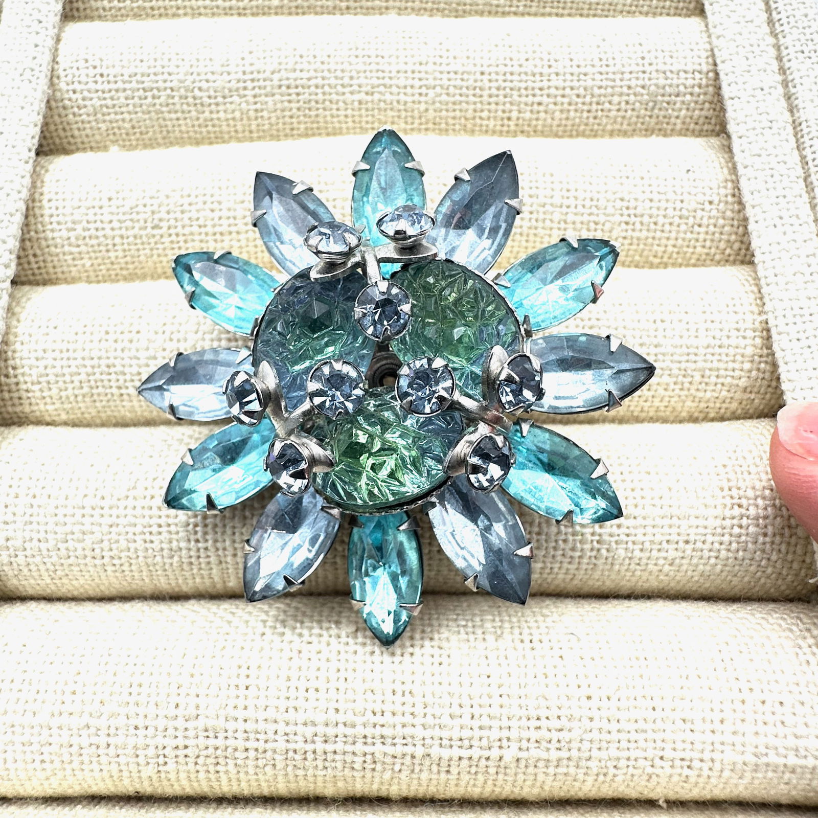 Vintage Shades of Blue Glass Rhinestone Silver Tone Brooch Pin 2 Inch Unsigned Judy Lee or Beau (1 of 2)
