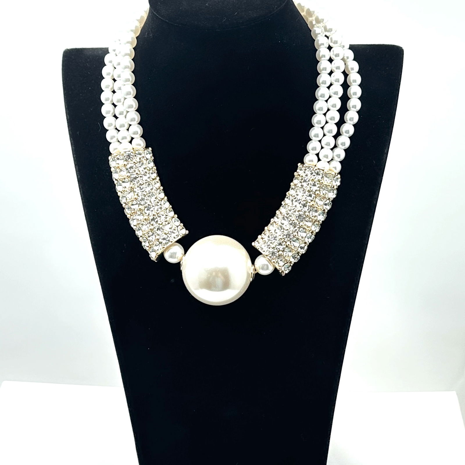 Vintage Faux Pearl Clear Crystal Gold Tone Statement Necklace (1 of 2)