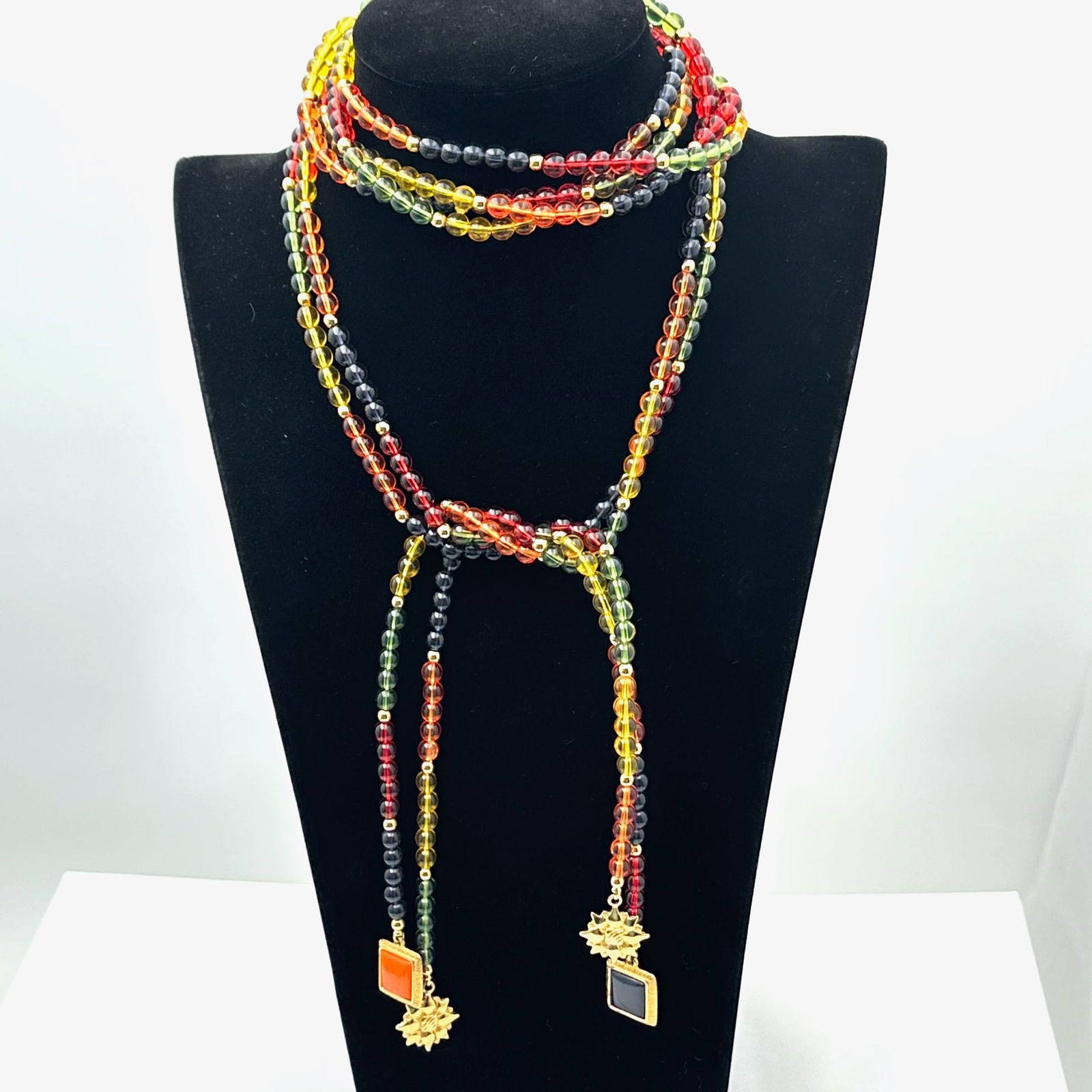 Vintage Liz Claiborne Multi Color Bead Gold Tone Lariat Style Necklace Wear Multiple Ways (1 of 2)