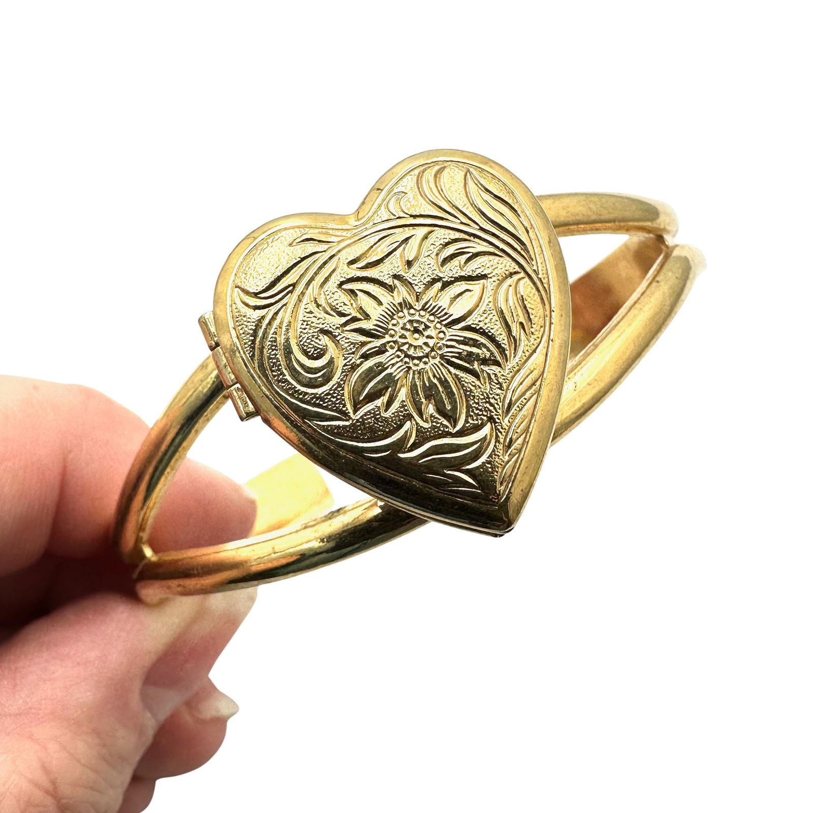 Vintage Gold Tone Cuff Bracelet Heart Picture Locket That Opens (1 of 2)