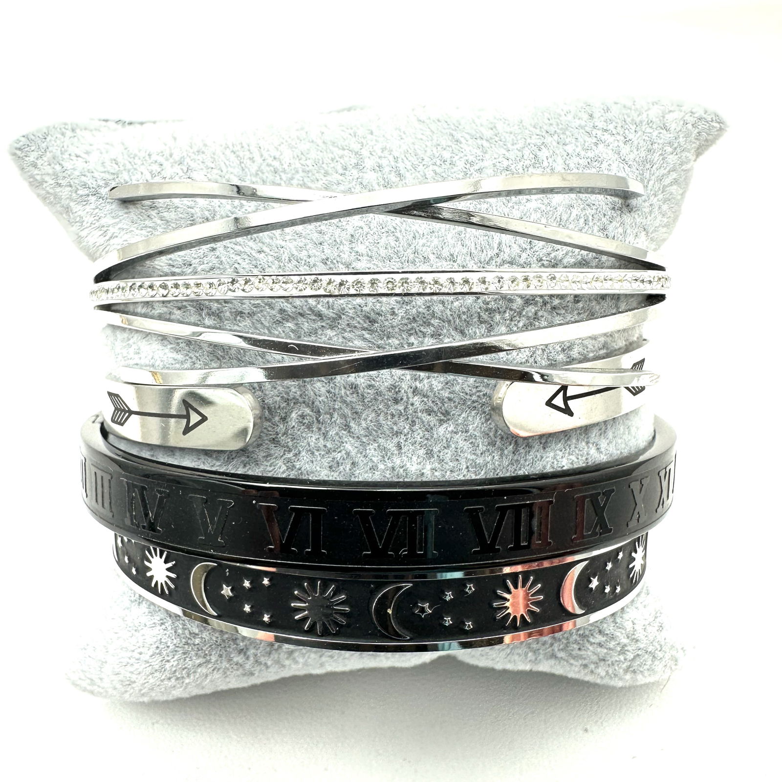 Vintage Jewelry Group Silver Tone Bangle Cuff Bracelets Moon Star Roman Numerals: Vintage Jewelry Group Silver Tone Bangle Cuff Bracelets Moon Star Roman Numerals