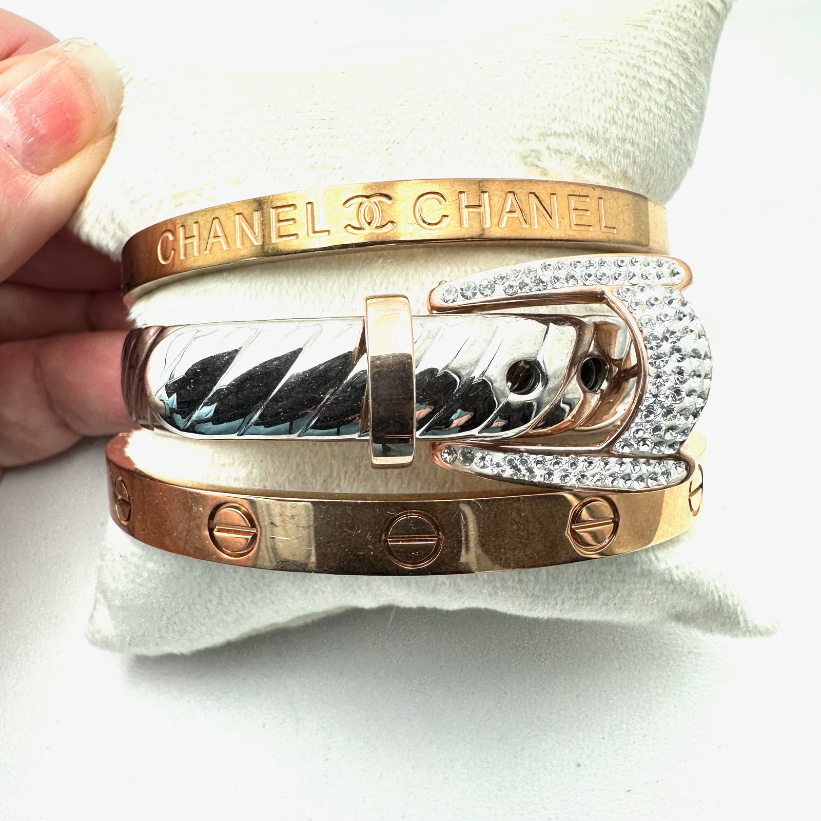Vintage Jewelry Group Rose Gold Tone Bracelets Crystal Buckle Design Stackable (1 of 2)