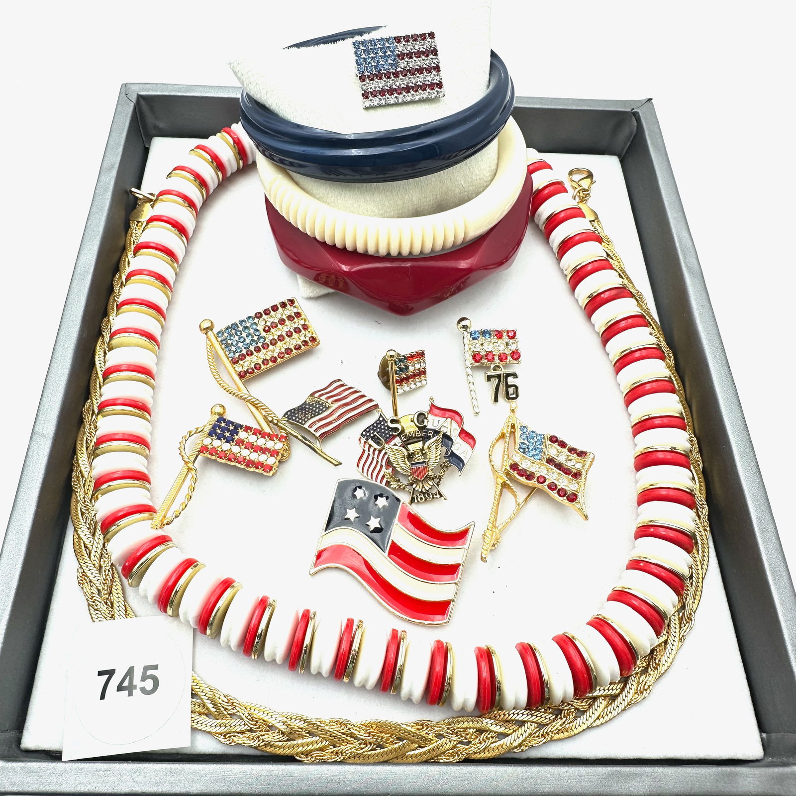 Vintage Jewelry Group Red White Blue Lucite Bangles and Necklace Flag Brooches And Pins: Vintage Jewelry Group Red White Blue Lucite Bangles and Necklace Flag Brooches And Pins