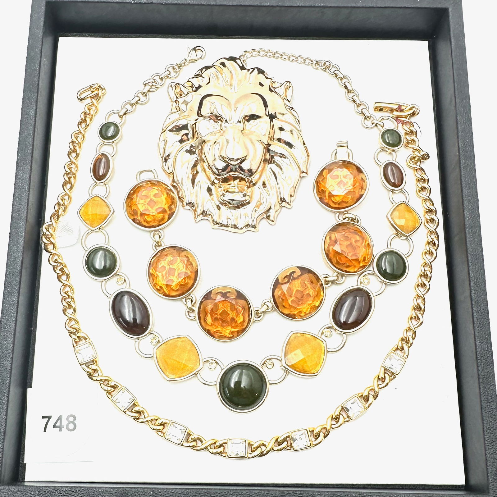 Vintage Jewelry Group Large Gold tone Lion Brooch Pin Amber Colored Bracelet Clear Crystal Necklace: Vintage Jewelry Group Large Gold tone Lion Brooch Pin Amber Colored Bracelet Clear Crystal Necklace