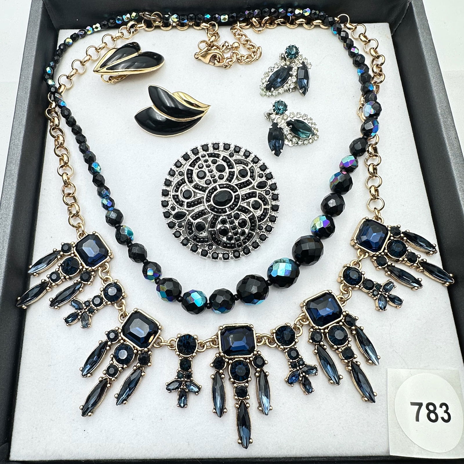 Vintage Jewelry Group Weiss Earrings Trifari Black Gold Tone Earrings Black Glass Beads Blue: Vintage Jewelry Group Weiss Earrings Trifari Black Gold Tone Earrings Black Glass Beads Blue Rhinestone Necklace