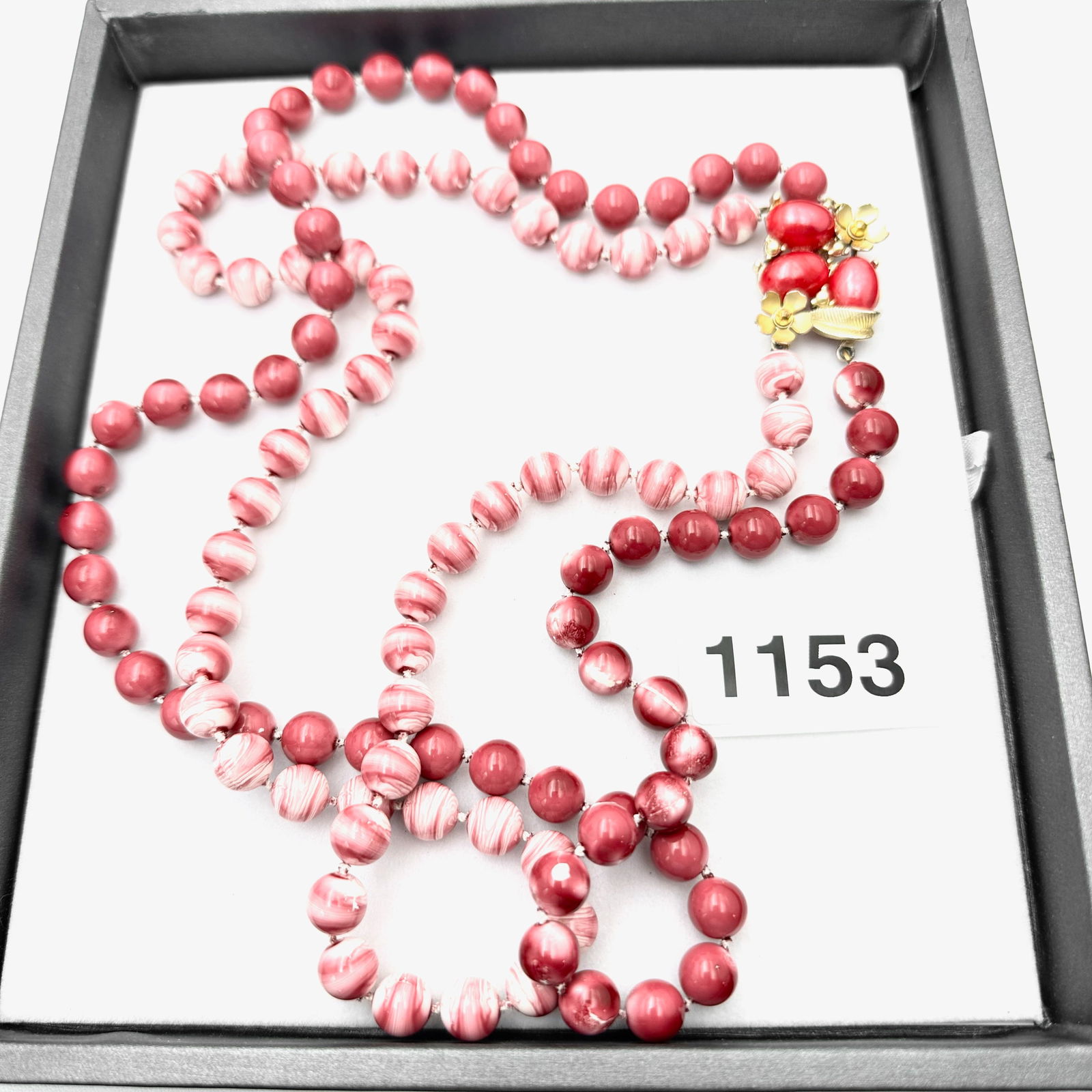 Vintage Selro Selini? Multi Strand Pink Lucite Bead Necklace Fancy Flower Clasp in Gold Tone 22 Inch: Vintage Selro Selini? Multi Strand Pink Lucite Bead Necklace Fancy Flower Clasp in Gold Tone 22 Inch