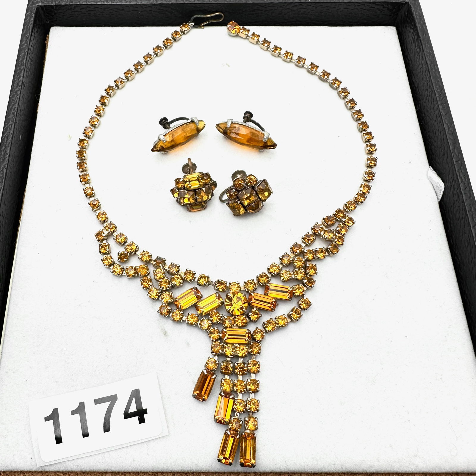 Vintage Jewelry Group Lot (1 of 2)