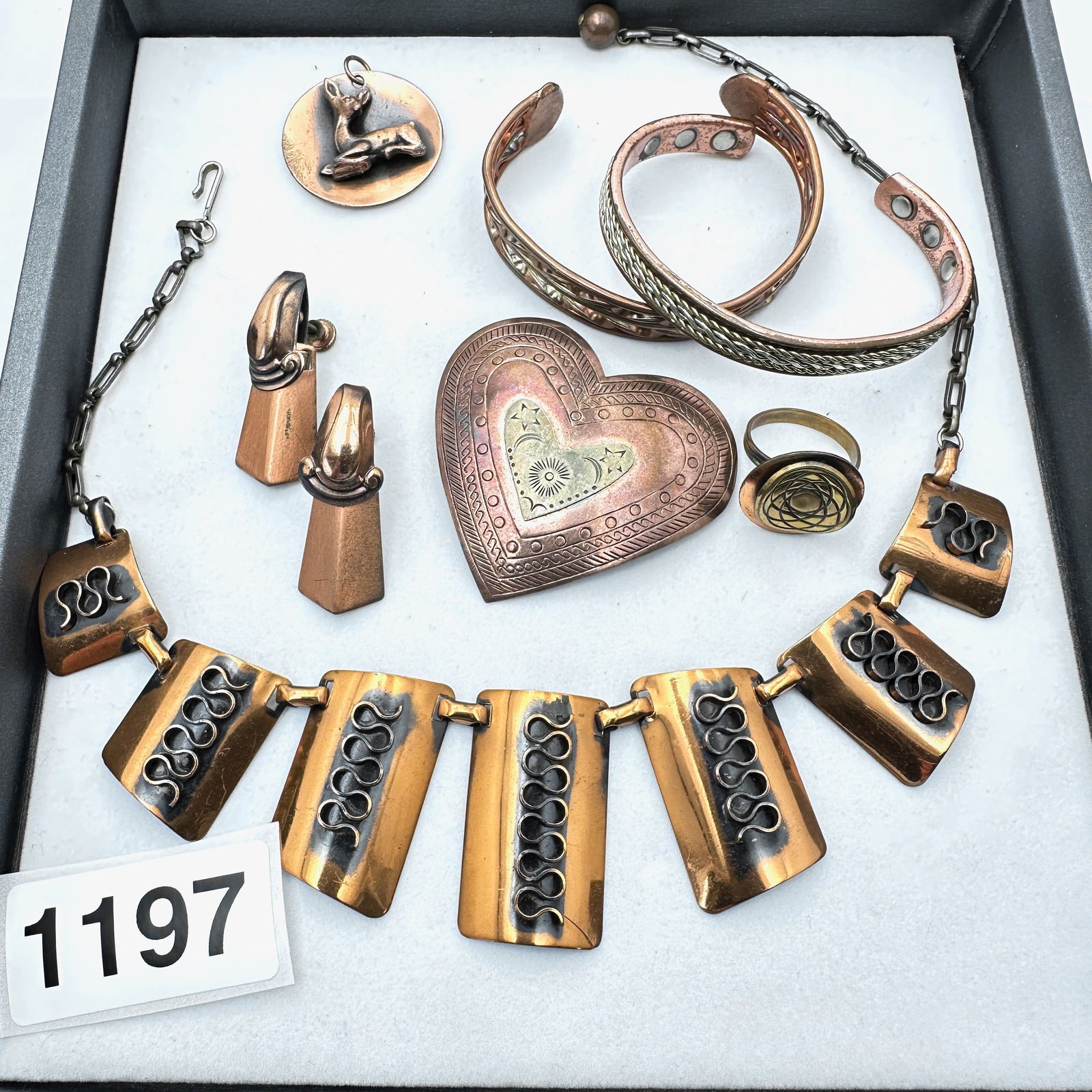 Vintage Jewelry Group Lot (1 of 2)