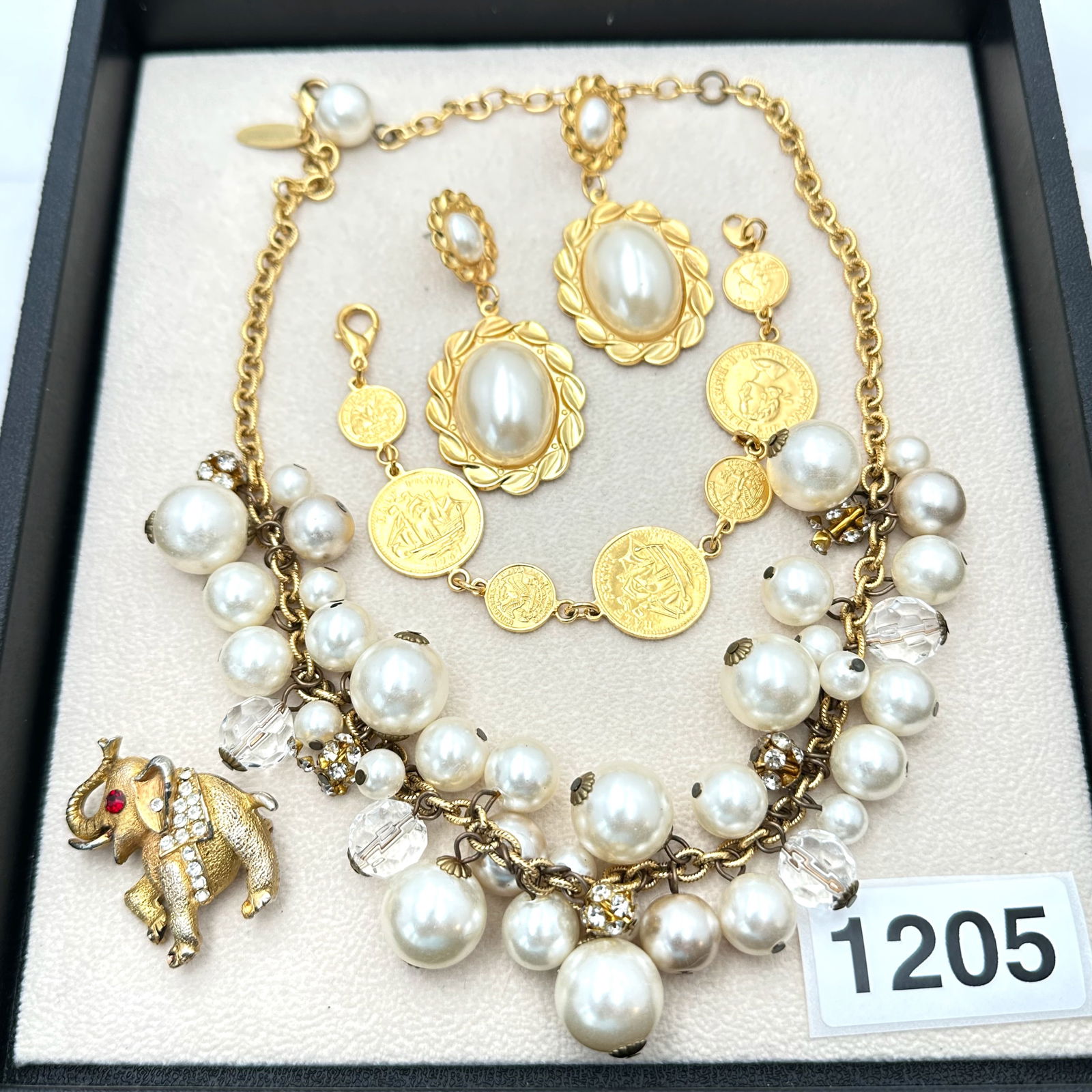 Vintage Jewelry Group Lot (1 of 2)