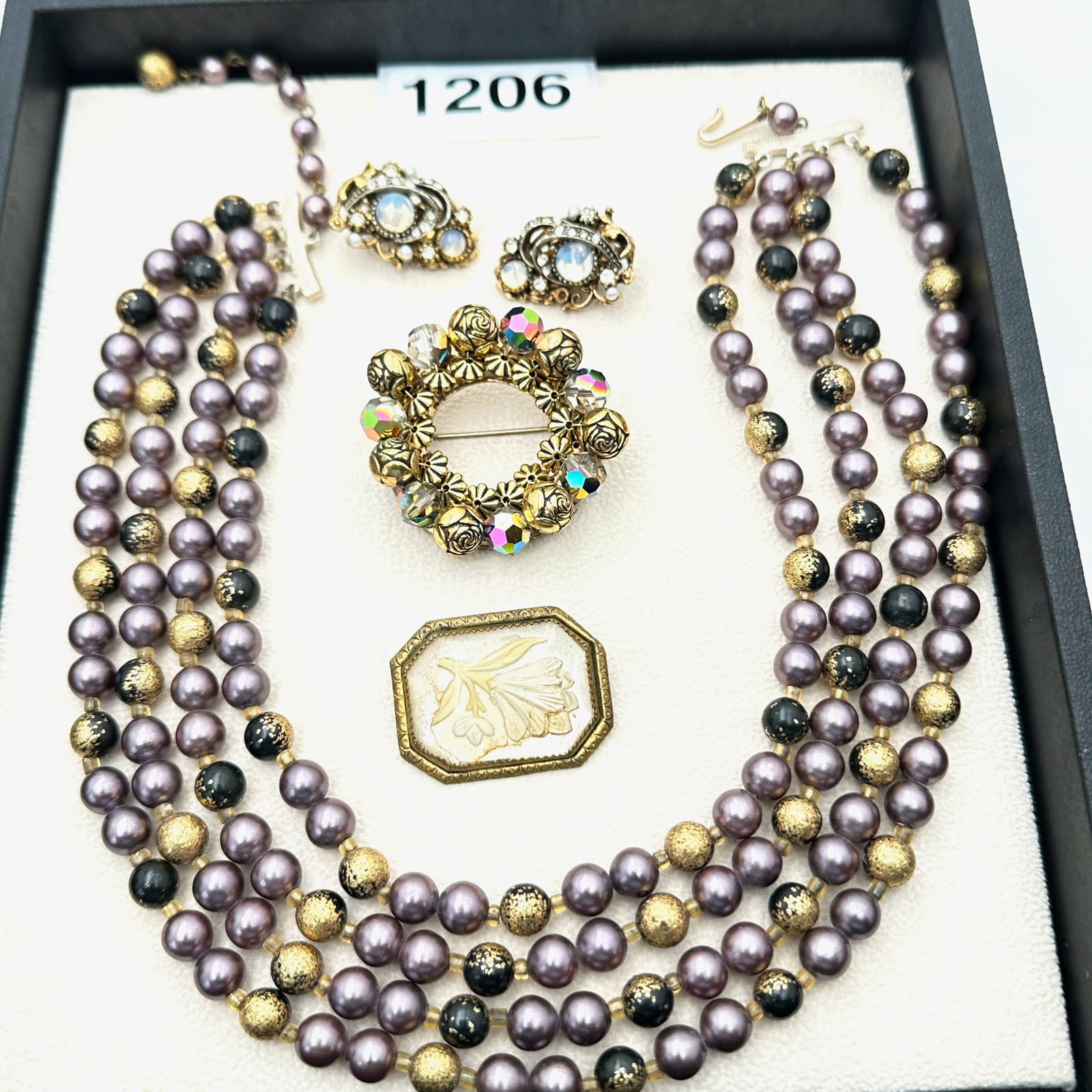 Vintage Jewelry Group Lot (1 of 2)
