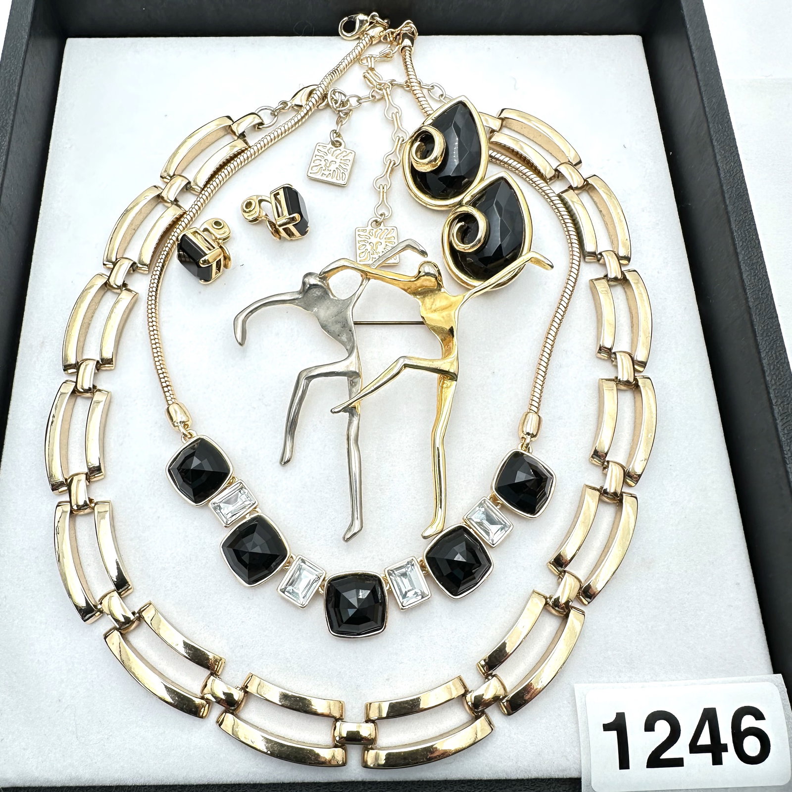 Vintage Jewelry Group Lot (1 of 2)