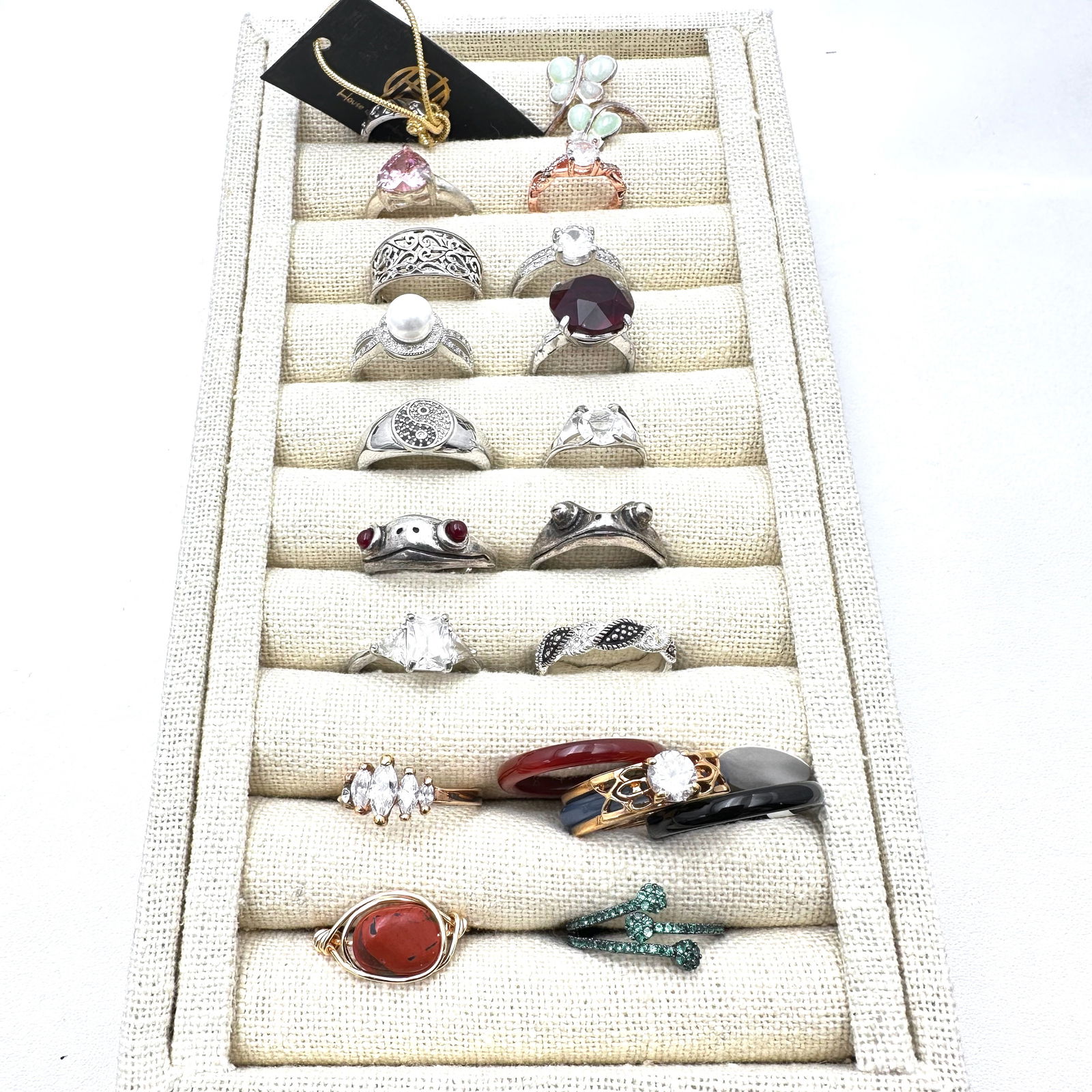 Vintage Group Lot of Costume Rings Variety of Sizes Frogs Crystals Designer and More (1 of 2)