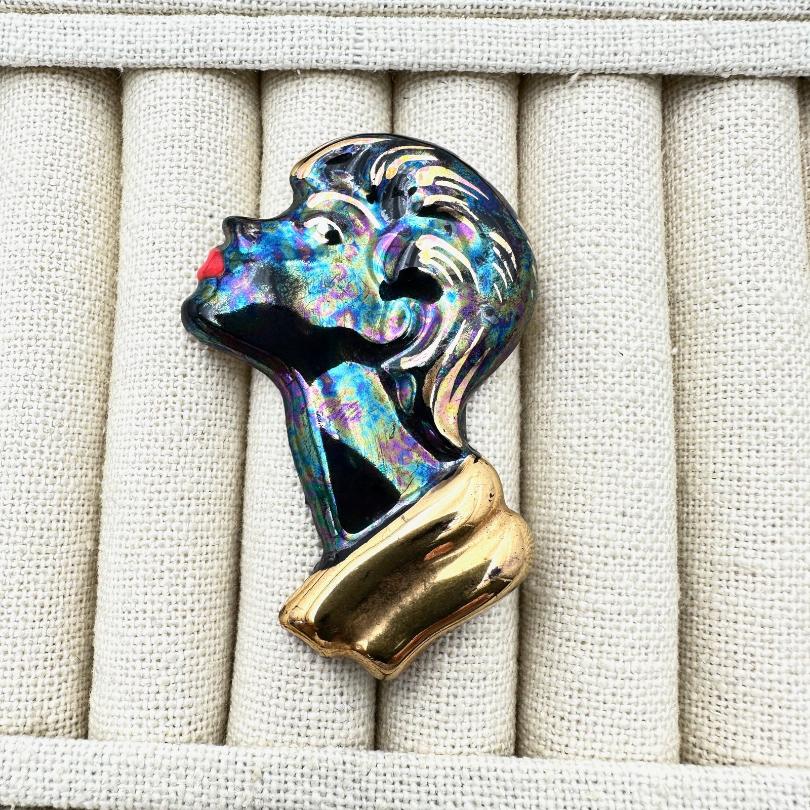 Vintage Ceramic Blackamoor Brooch Pin 2.5 Inch: Vintage Ceramic Blackamoor Brooch Pin 2.5 Inch