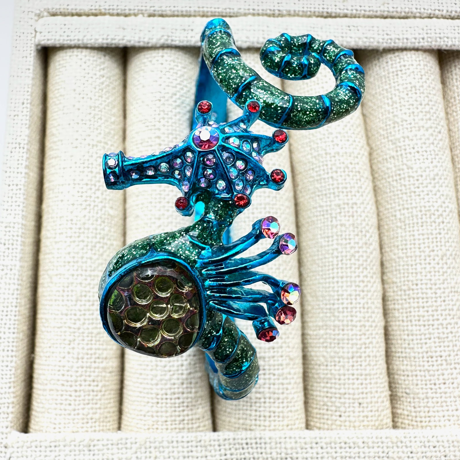 Betsy Johnson Sea Horse Crystal Hinged Bangle Bracelet: Betsy Johnson Sea Horse Crystal Hinged Bangle Bracelet