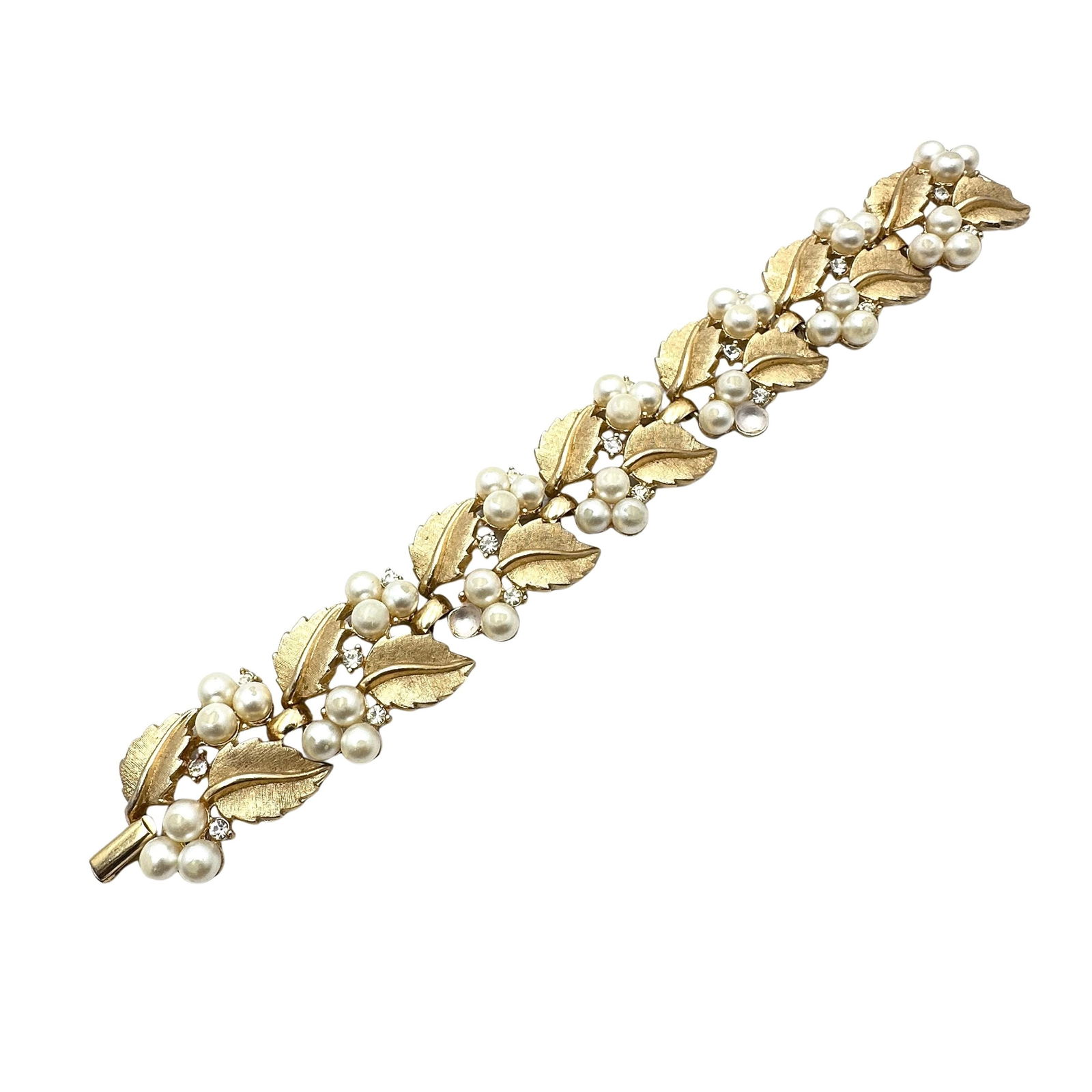 Vintage Trifari Faux Pearl Clear Rhinestone Gold Tone Bracelet 7 Inch (1 of 2)