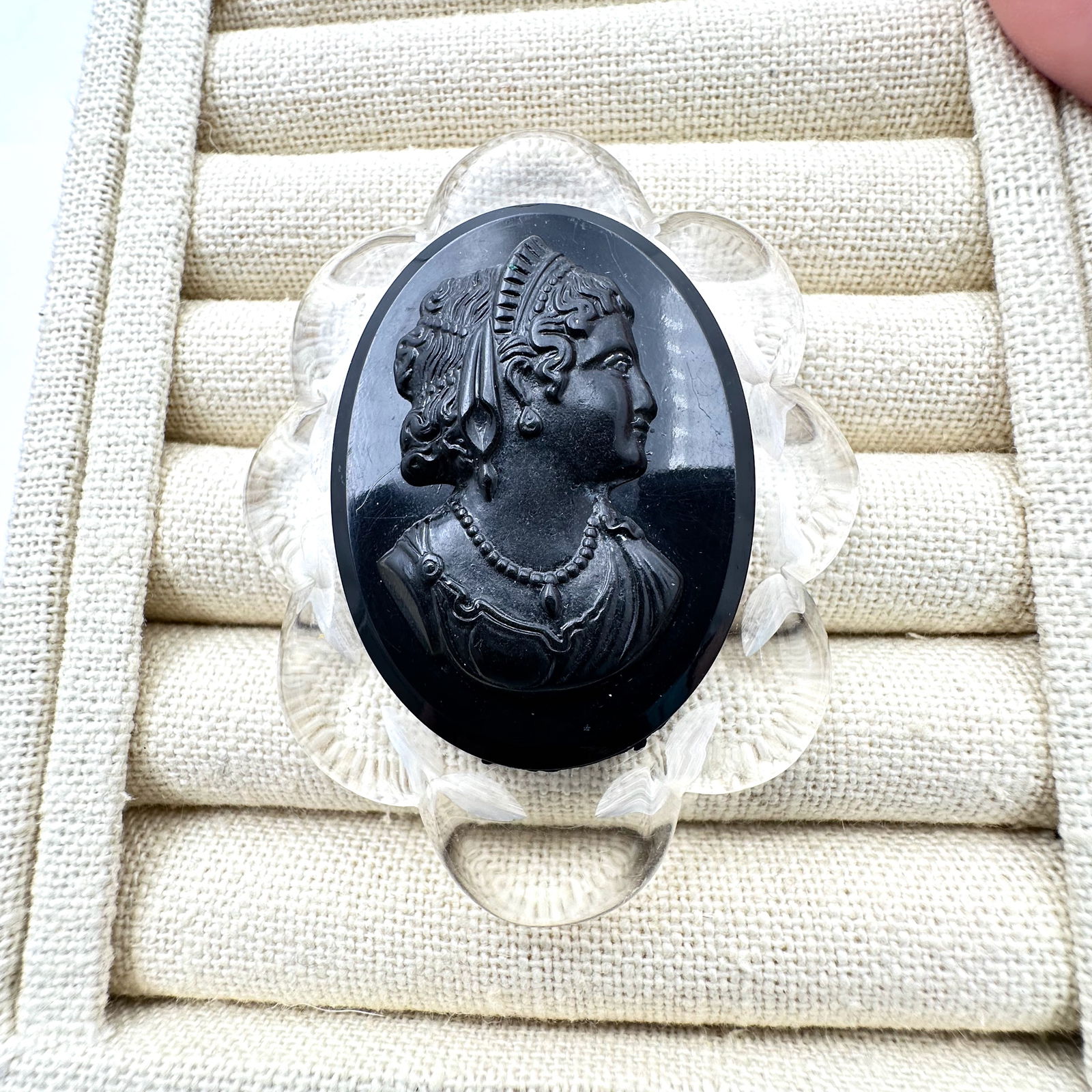 Vintage Black Cameo Clear Lucite Brooch Pin 3Inch: Vintage Black Cameo Clear Lucite Brooch Pin 3Inch