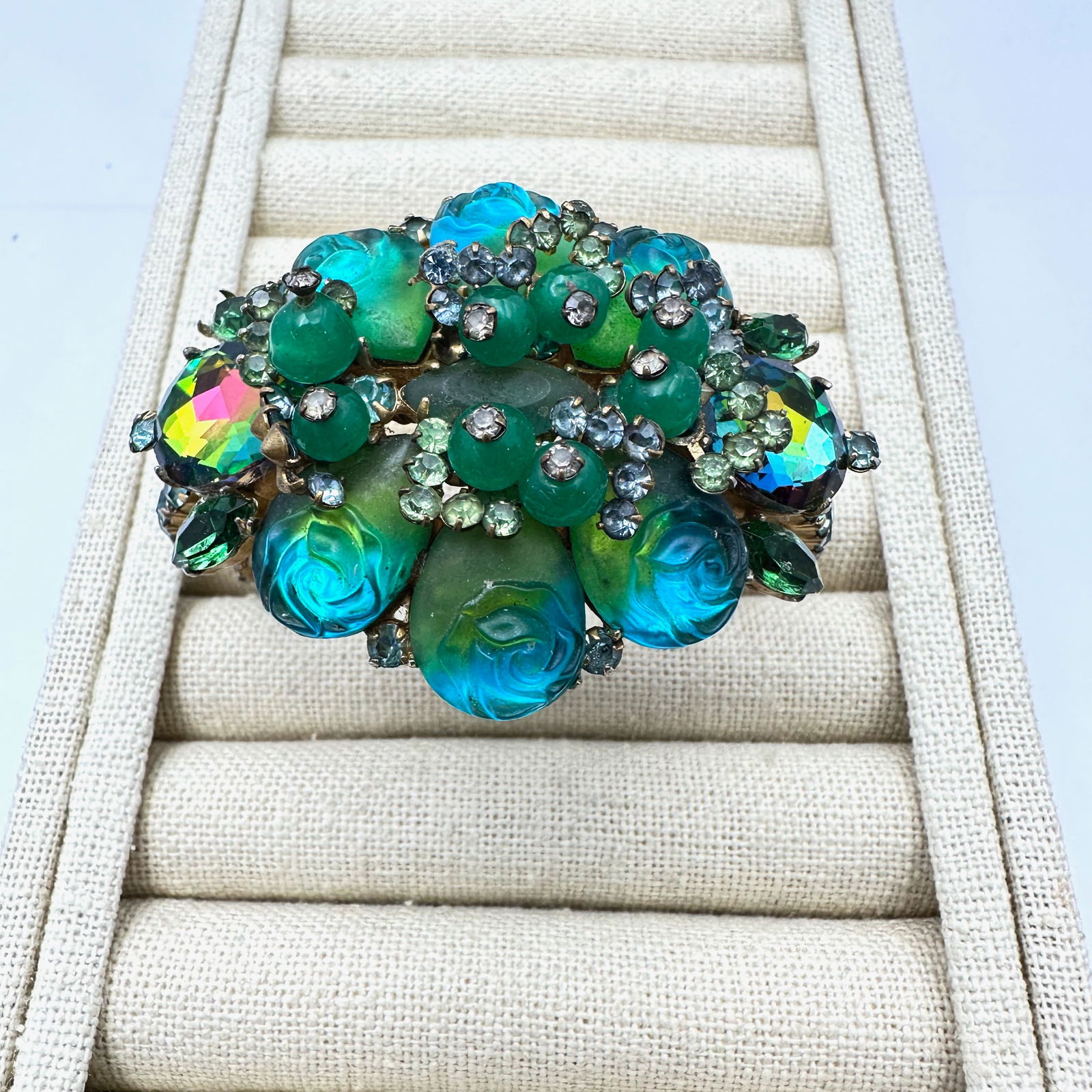 Vintage Amazing Blue Green Glass Rhinestone Wired Bead Gold Tone Clamper Bracelet Some Wear to Gold: Vintage Amazing Blue Green Glass Rhinestone Wired Bead Gold Tone Clamper Bracelet Some Wear to Gold Tone Metal